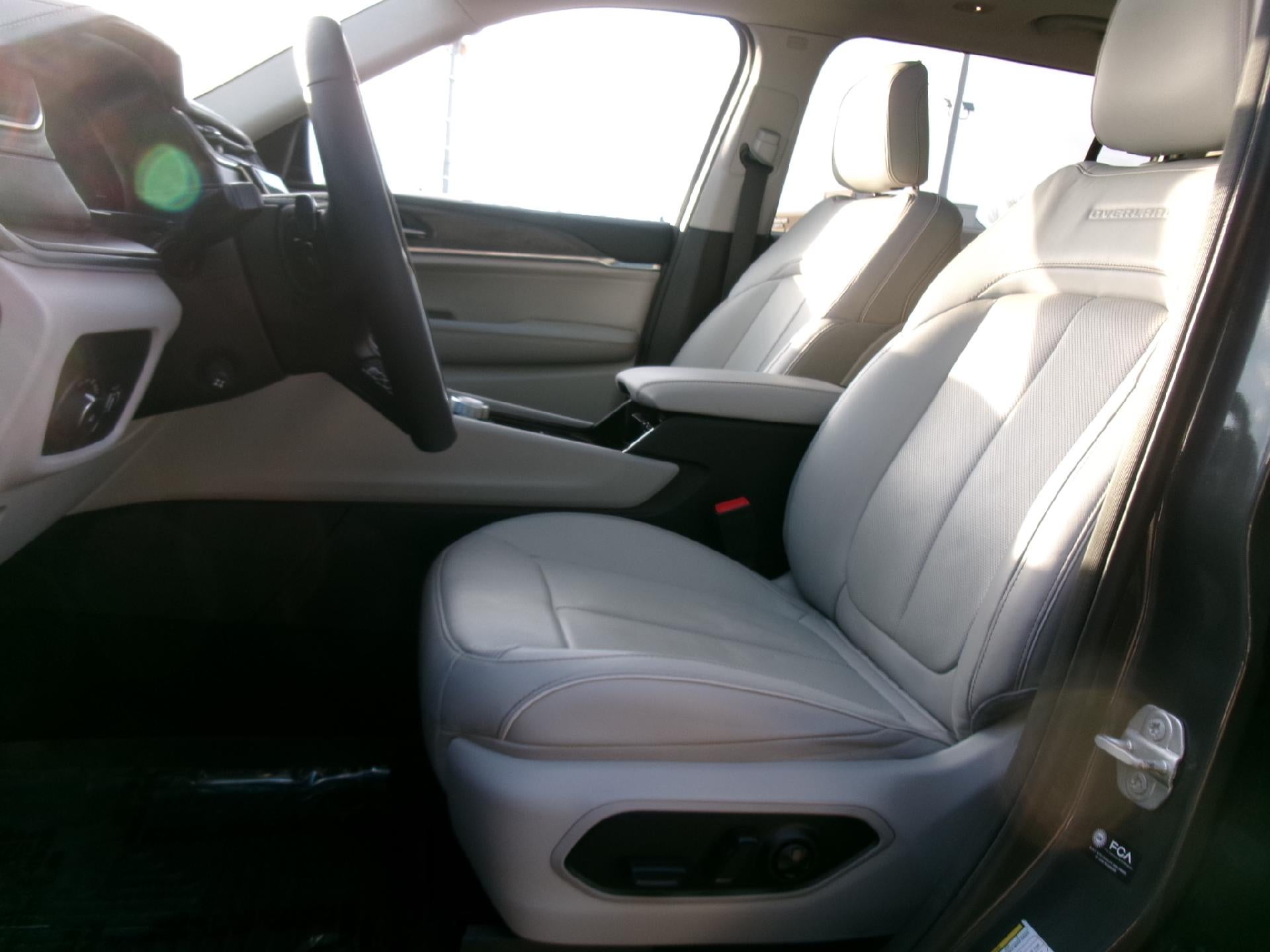 2023 Jeep Grand Cherokee L Overland 4x4