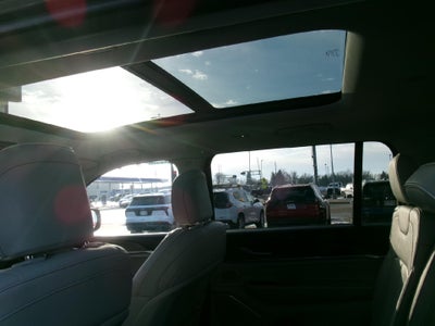 2023 Jeep Grand Cherokee L Overland 4x4