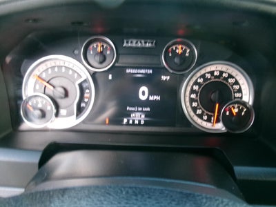 2015 RAM 1500 4WD Crew Cab 5.7 Ft Box Big Horn