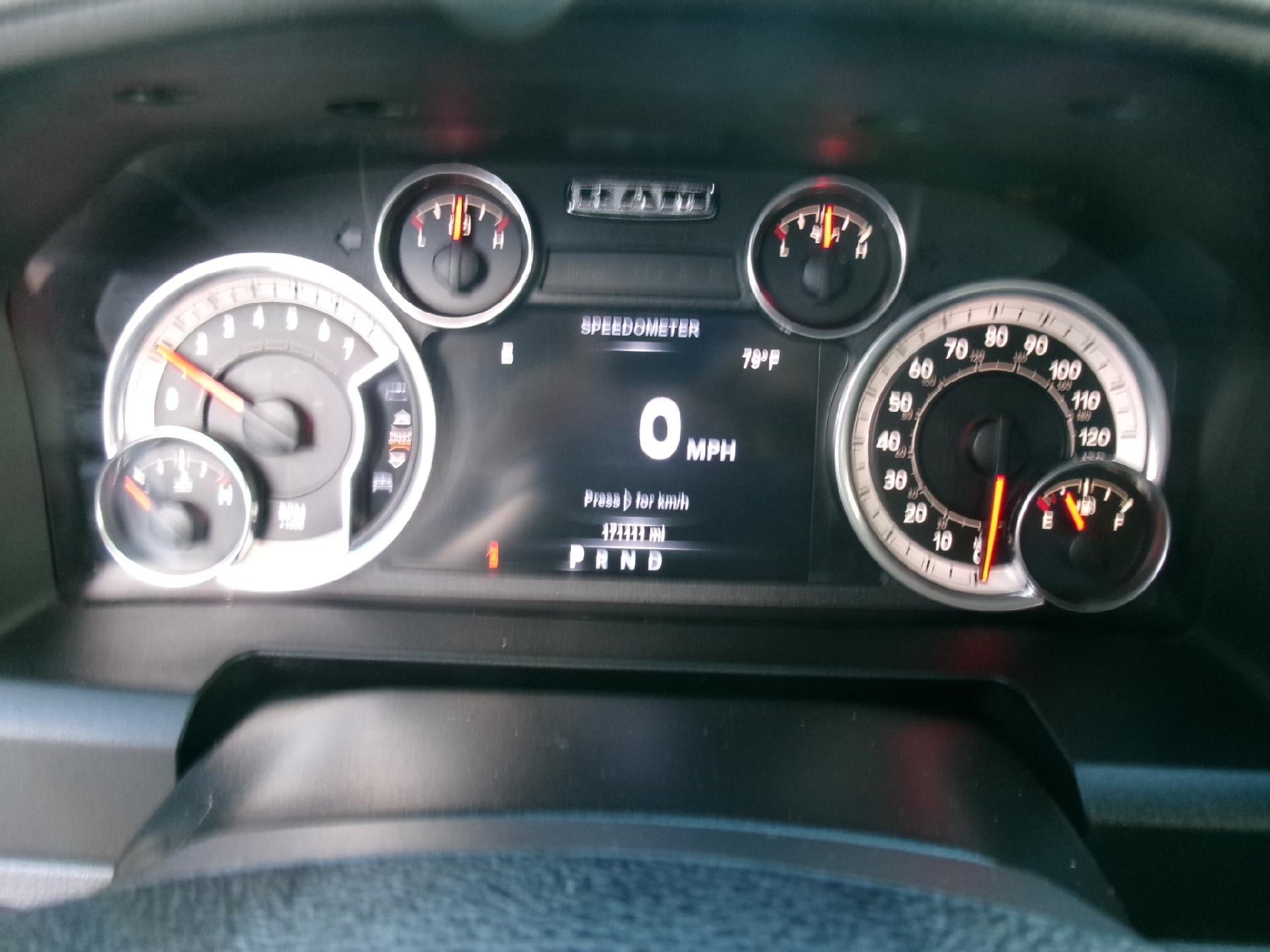 2015 RAM 1500 4WD Crew Cab 5.7 Ft Box Big Horn