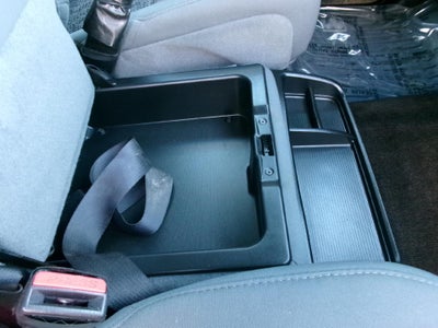 2015 RAM 1500 4WD Crew Cab 5.7 Ft Box Big Horn