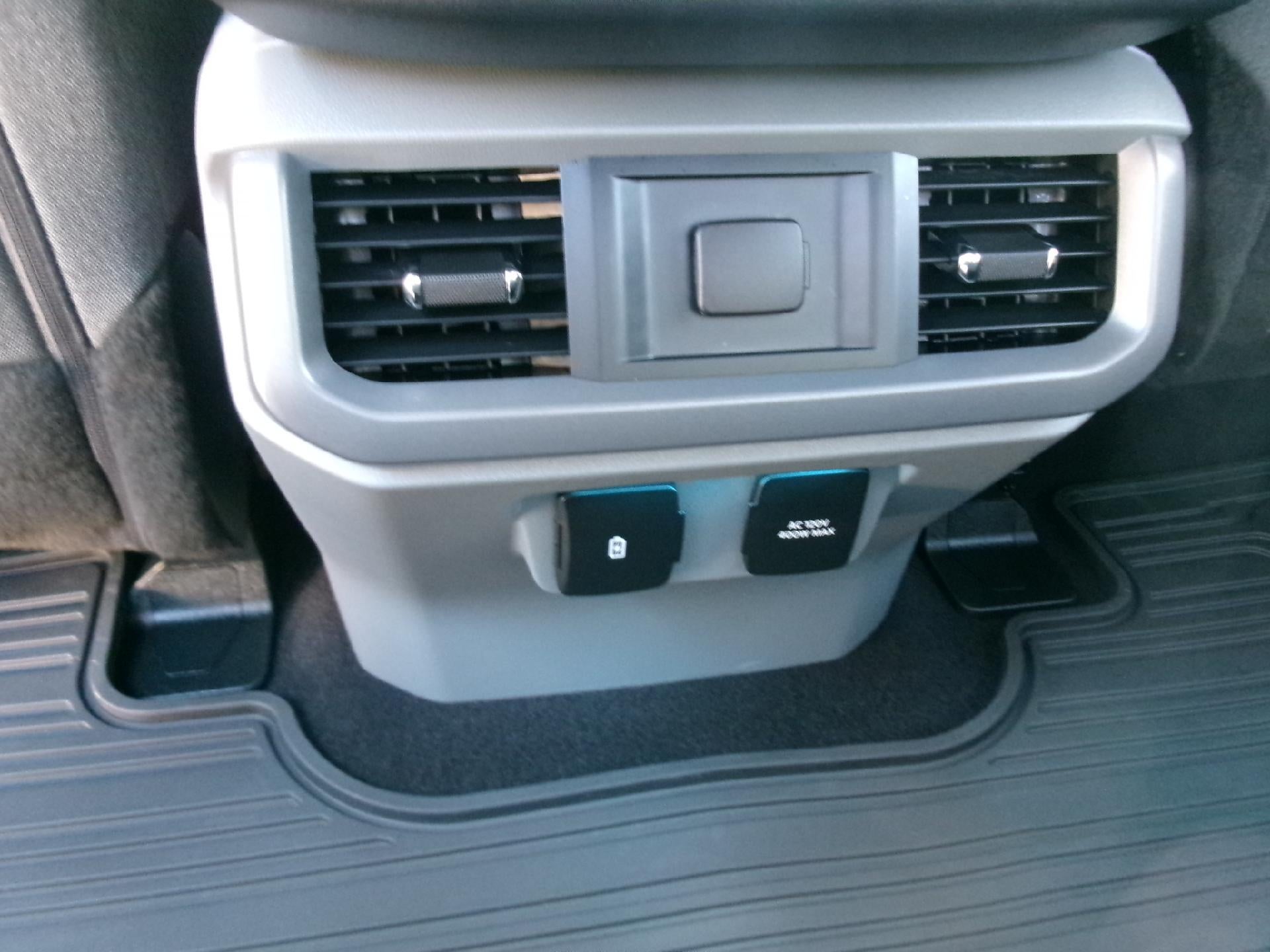 2025 Ford F-150 XLT 4WD SuperCrew 5.5' Box