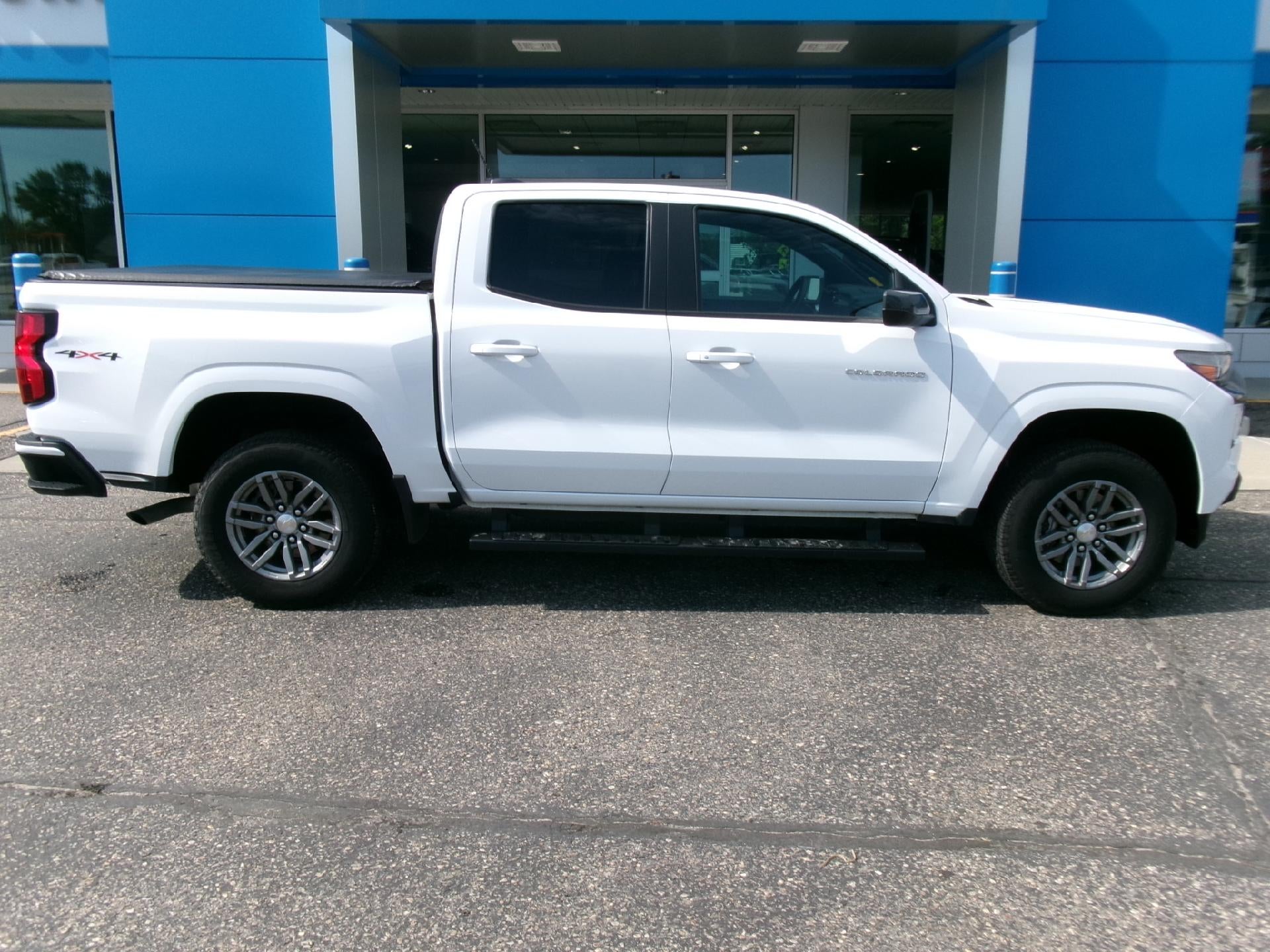 2023 Chevrolet Colorado Crew Cab Short Box 4-Wheel Drive LT