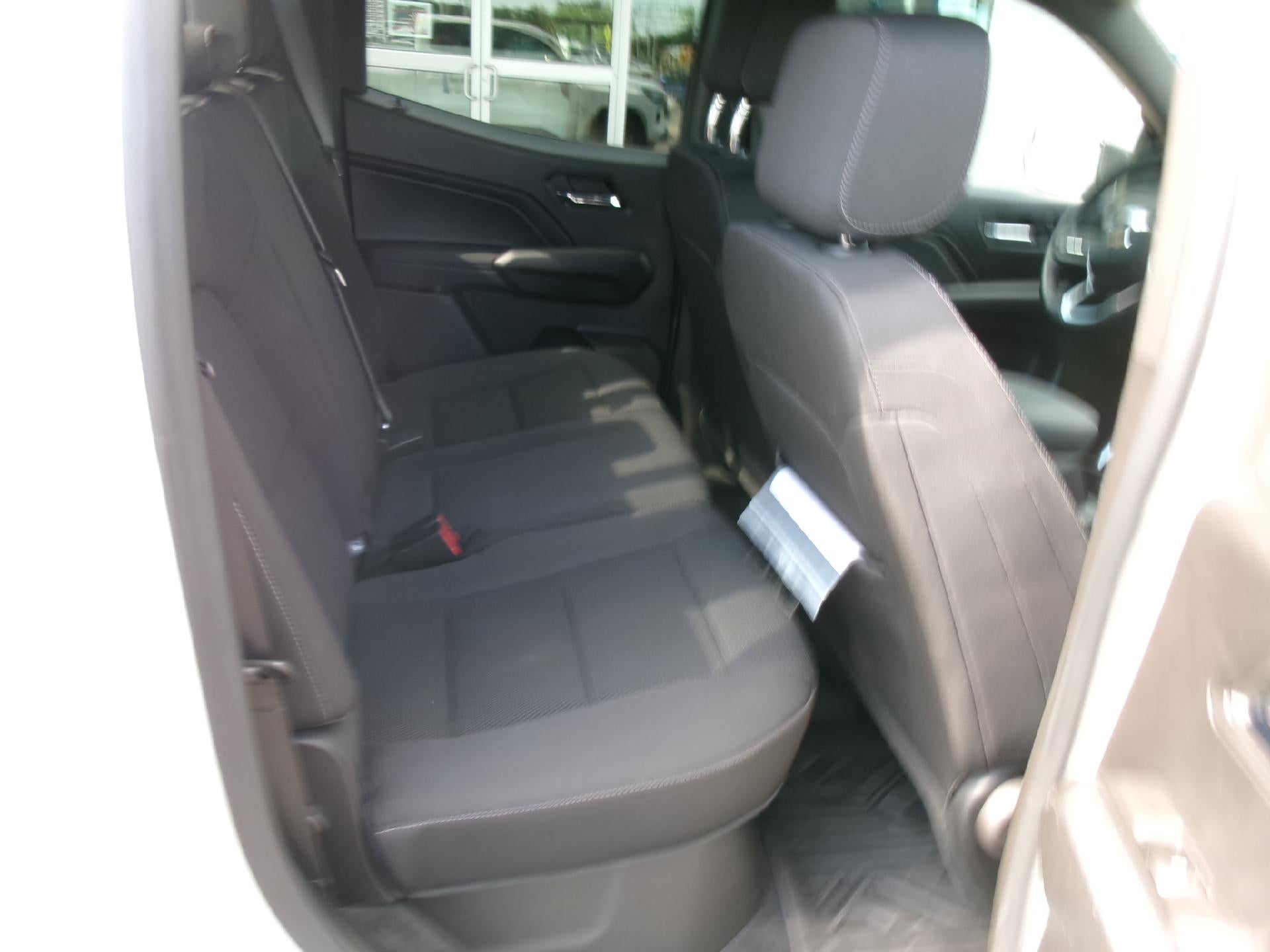 2023 Chevrolet Colorado Crew Cab Short Box 4-Wheel Drive LT