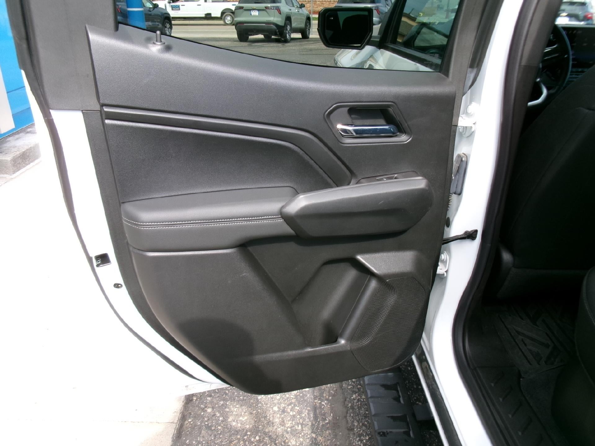 2023 Chevrolet Colorado Crew Cab Short Box 4-Wheel Drive LT