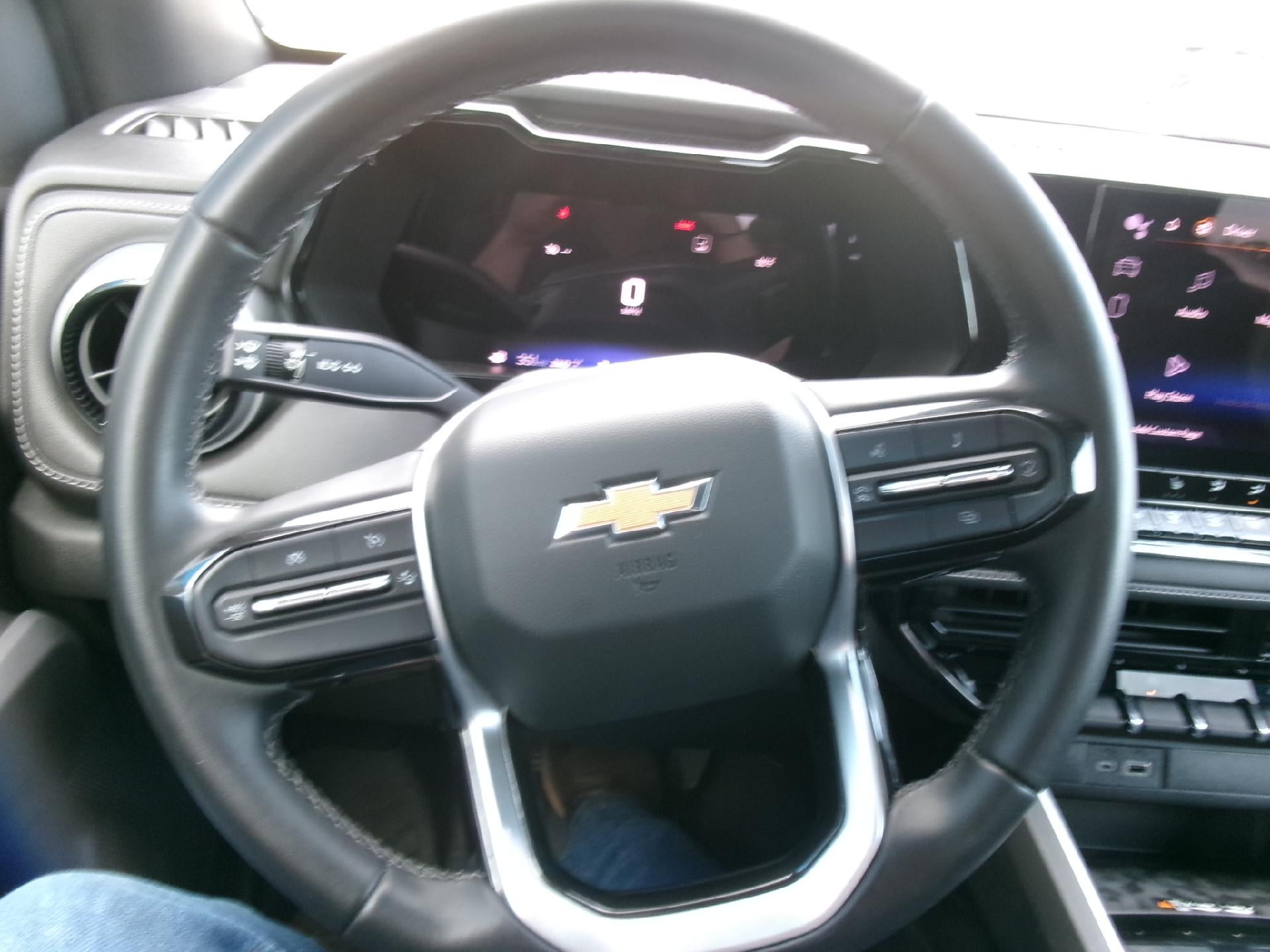 2023 Chevrolet Colorado Crew Cab Short Box 4-Wheel Drive LT