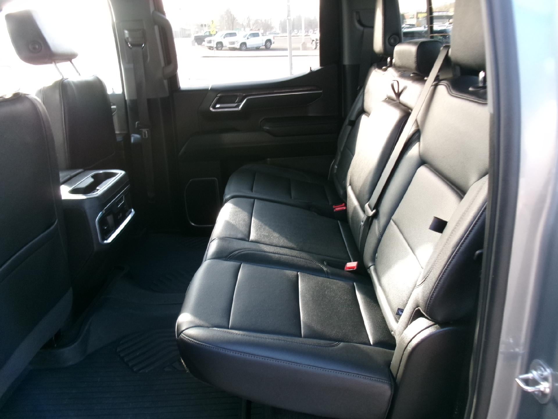 2025 Chevrolet Silverado 1500 Crew Cab Short Box 4-Wheel Drive LTZ