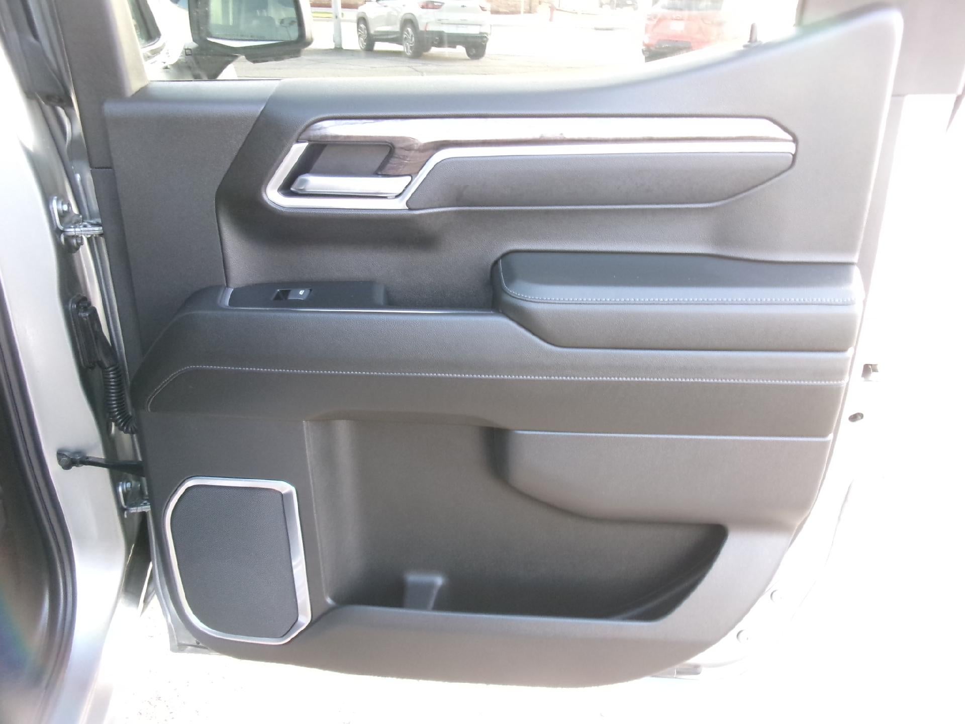 2025 Chevrolet Silverado 1500 Crew Cab Short Box 4-Wheel Drive LTZ