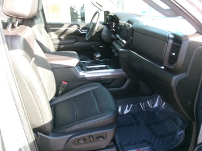 2025 Chevrolet Silverado 1500 Crew Cab Short Box 4-Wheel Drive LTZ