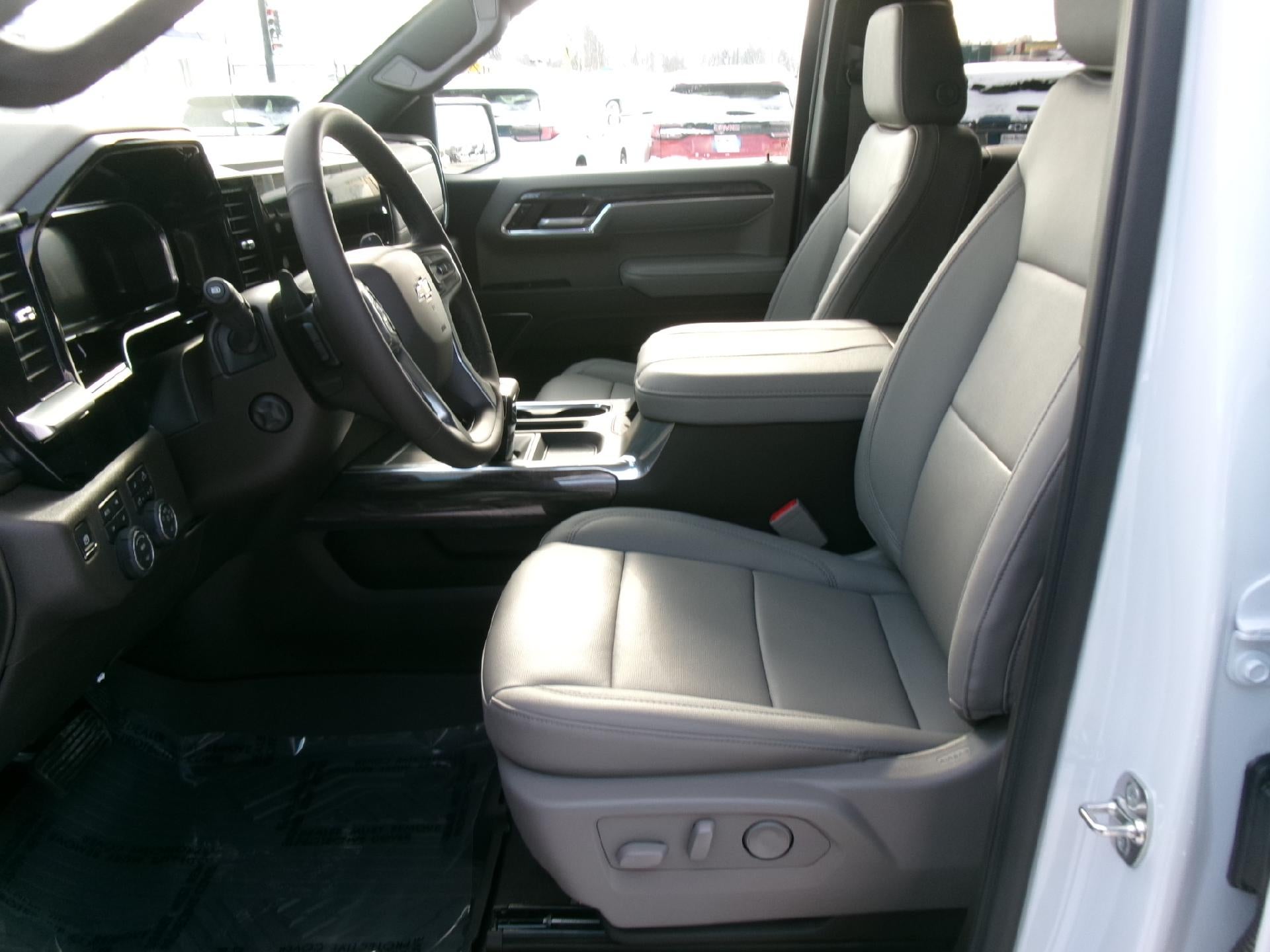 2026 Chevrolet Silverado 1500 Crew Cab Short Box 4-Wheel Drive LTZ