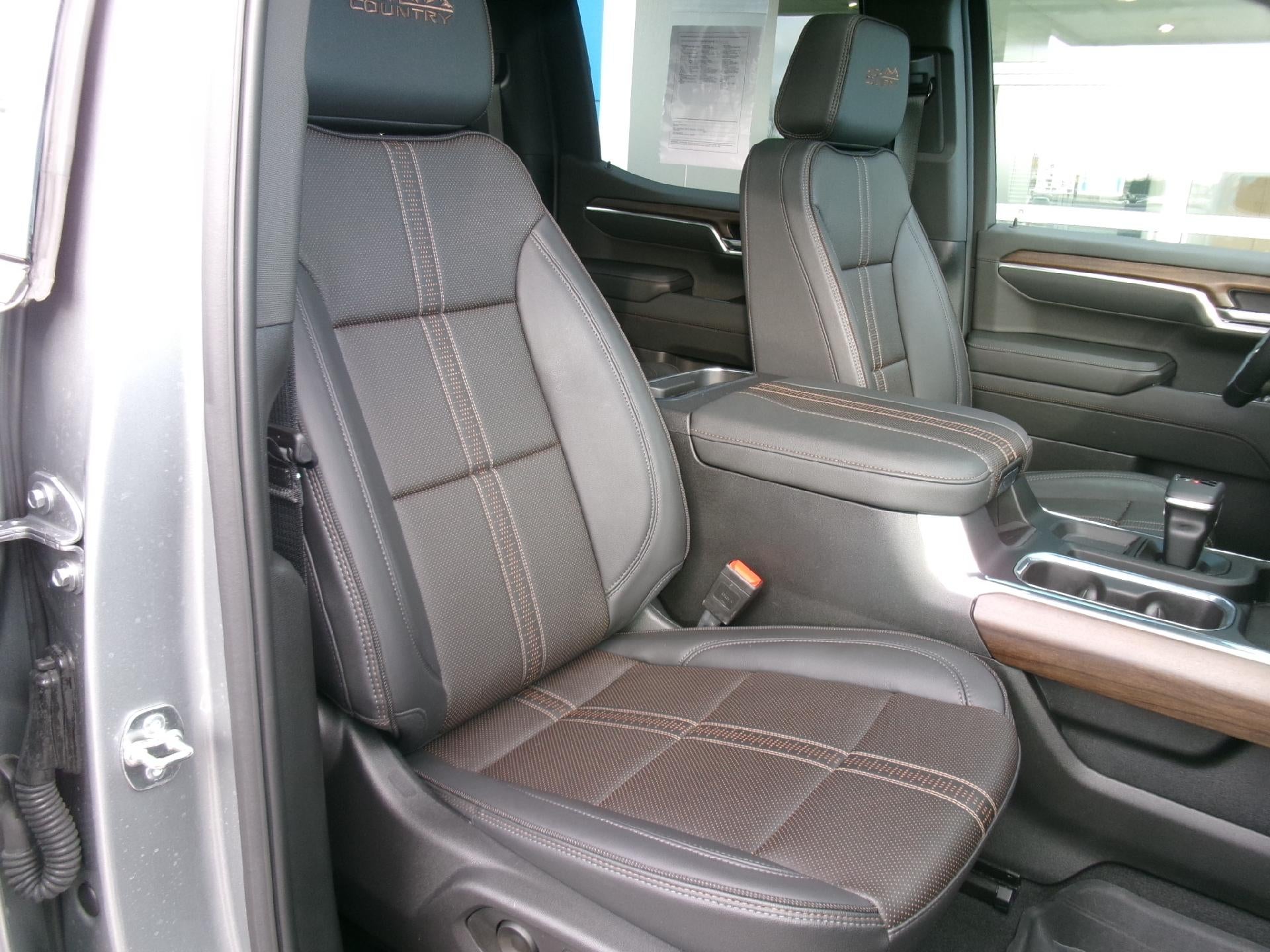 2025 Chevrolet Silverado 1500 Crew Cab Standard Box 4-Wheel Drive High Country