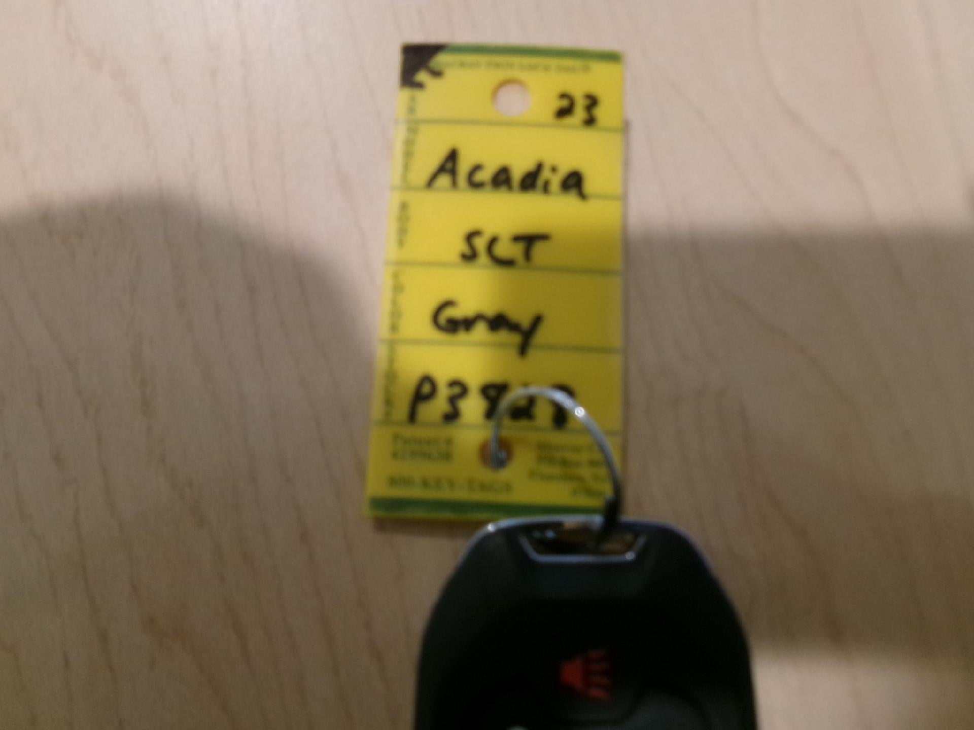 2023 GMC Acadia AWD SLT