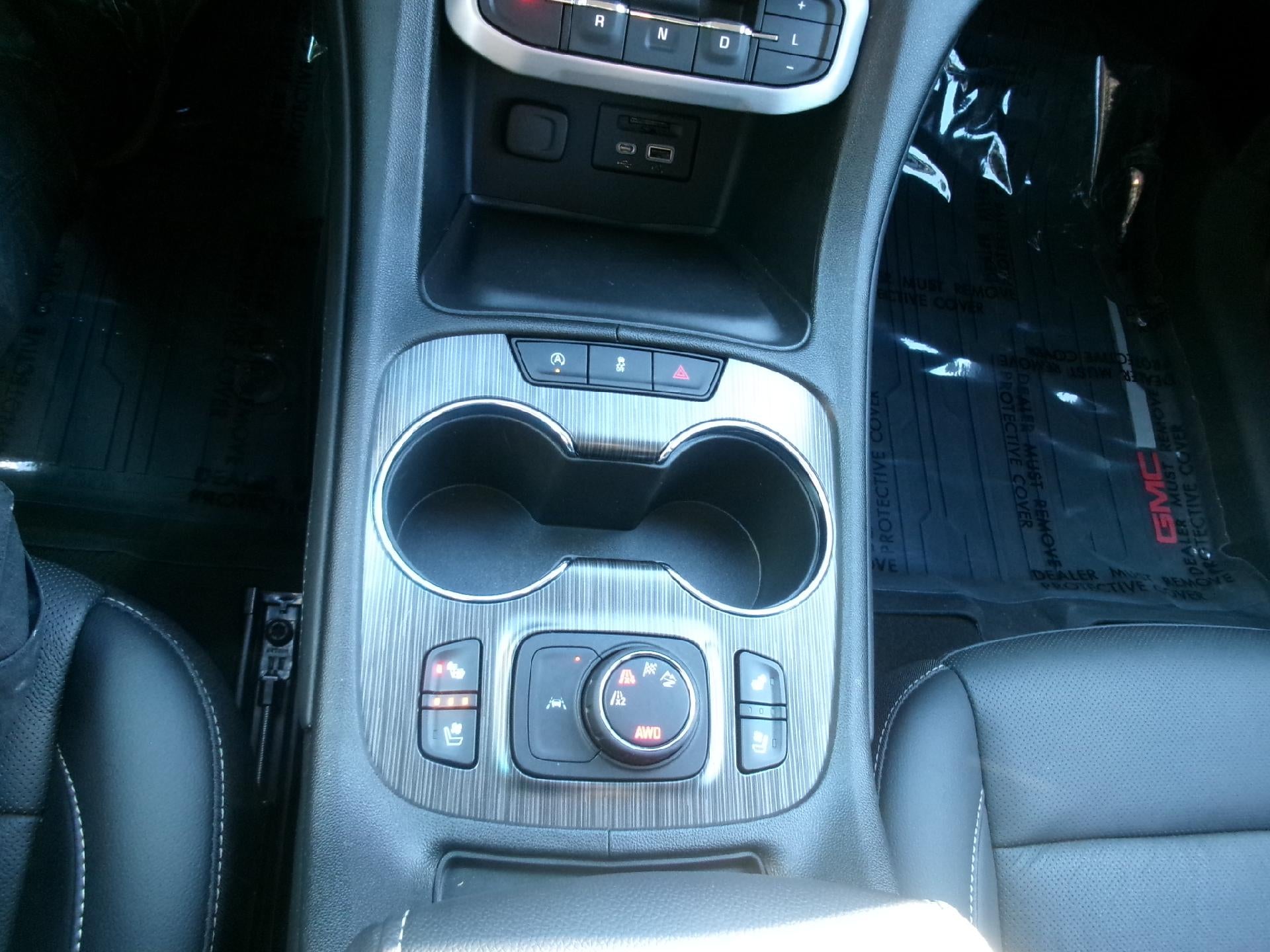 2023 GMC Acadia AWD SLT