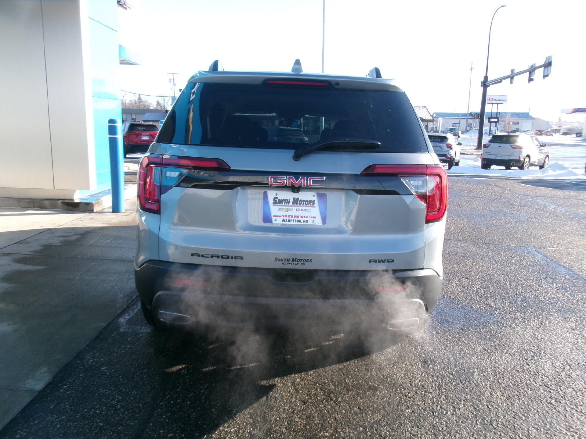 2023 GMC Acadia AWD SLT