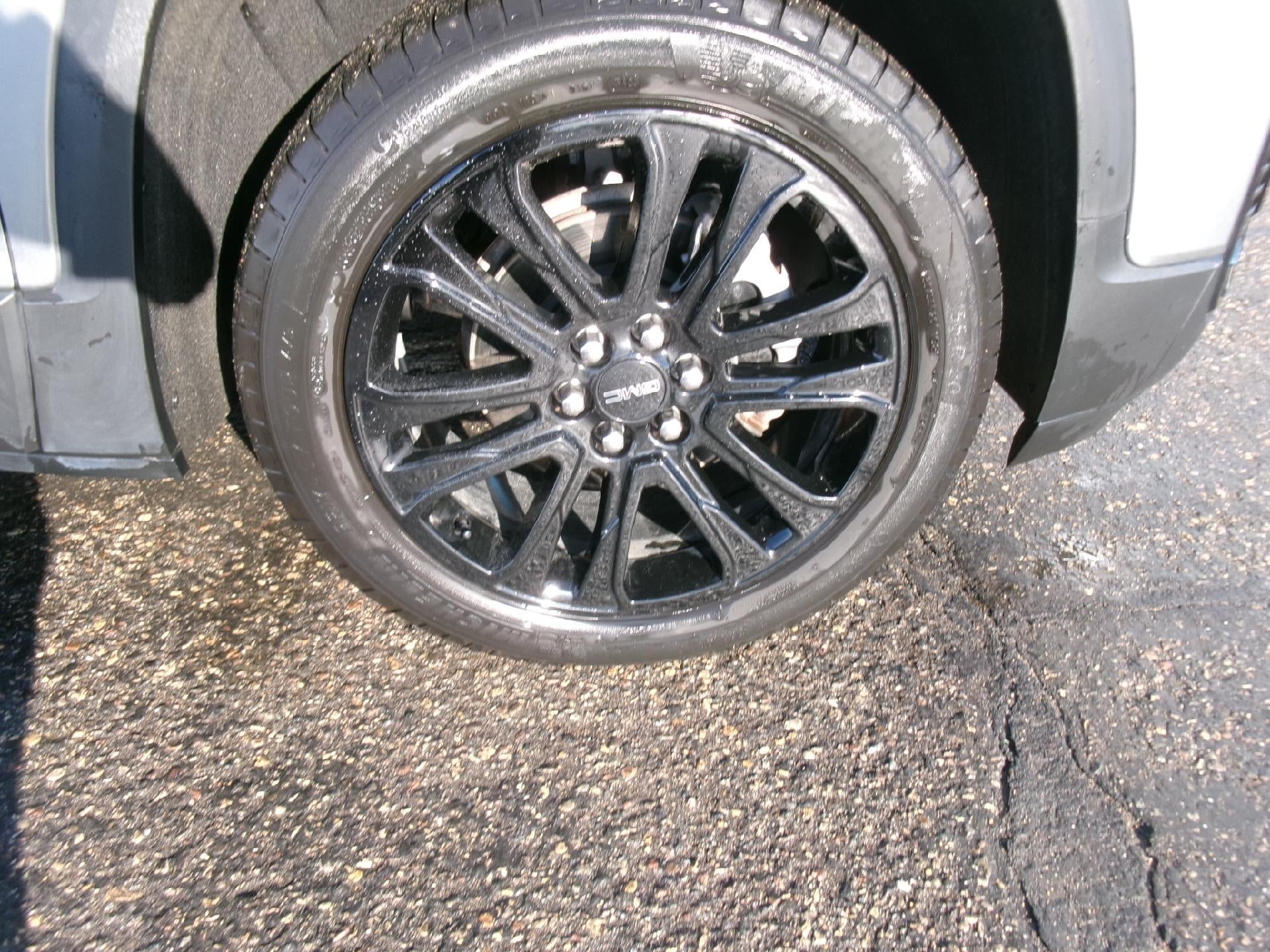 2023 GMC Acadia AWD SLT