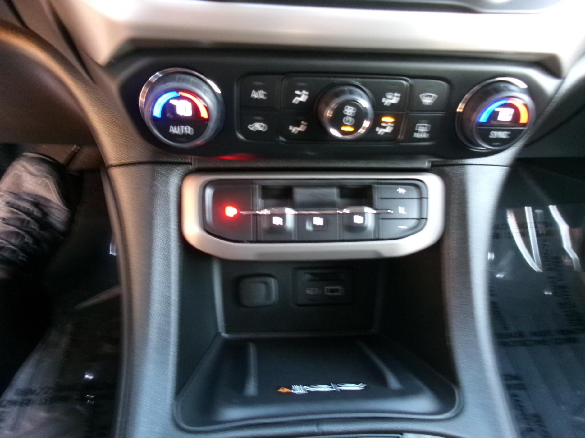 2023 GMC Acadia AWD Denali