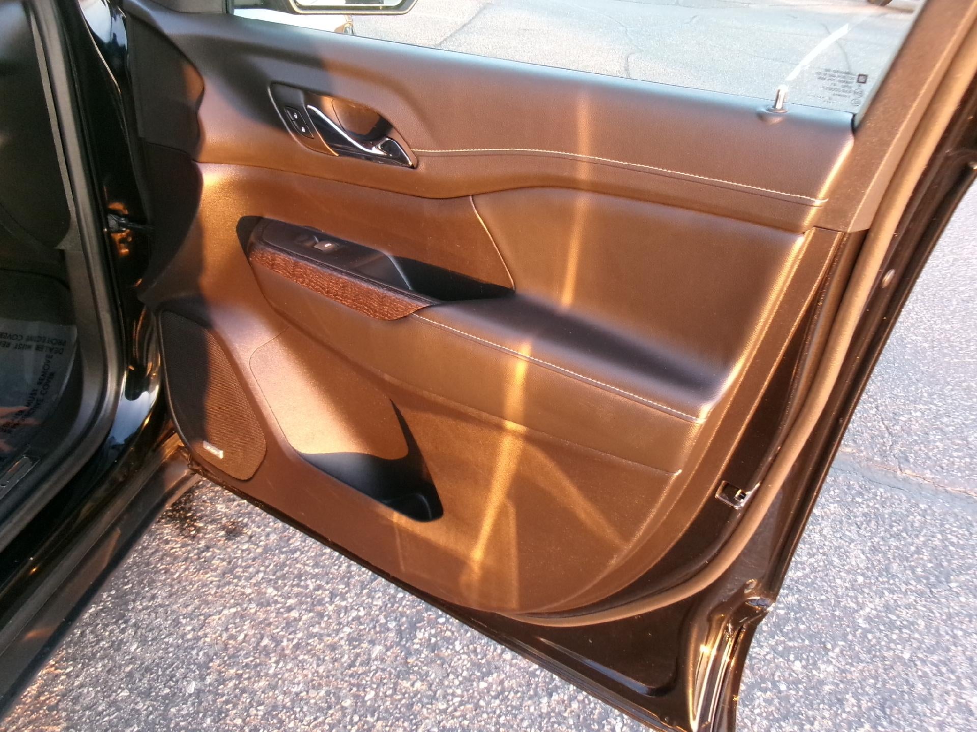 2023 GMC Acadia AWD Denali