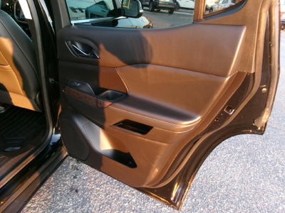 2023 GMC Acadia AWD Denali