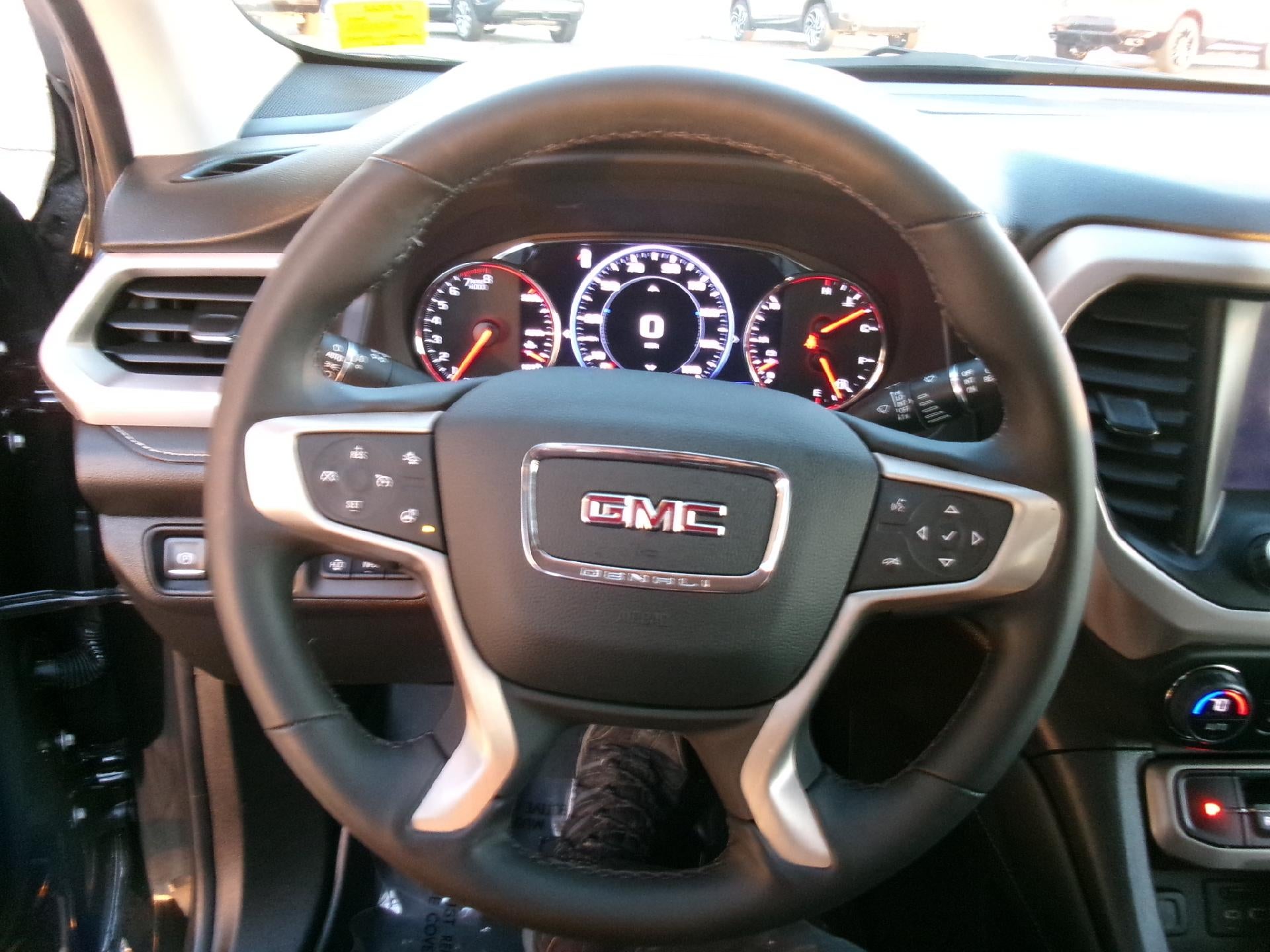 2023 GMC Acadia AWD Denali