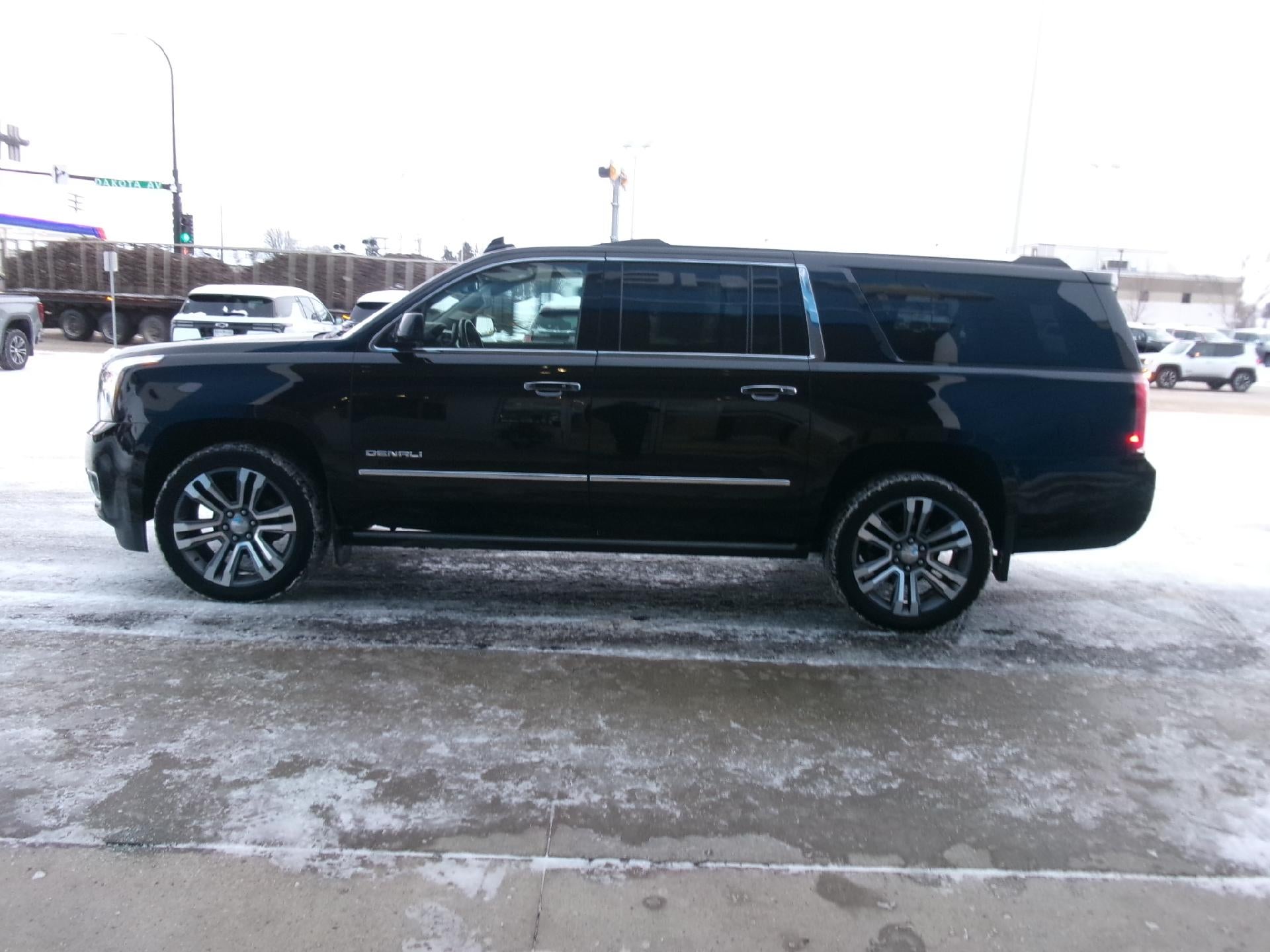 2019 GMC Yukon XL 4WD 4dr Denali