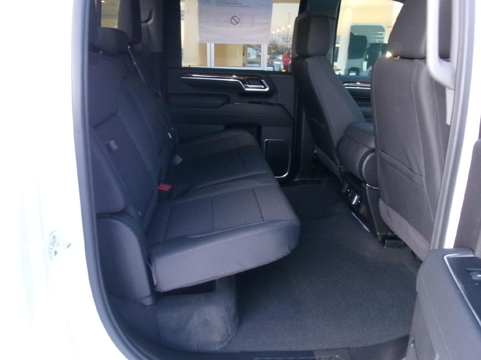 2026 GMC Sierra 3500 HD Crew Cab Standard Box 4-Wheel Drive SLE