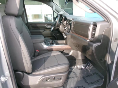 2026 GMC Sierra 3500 HD Crew Cab Standard Box 4-Wheel Drive SLT