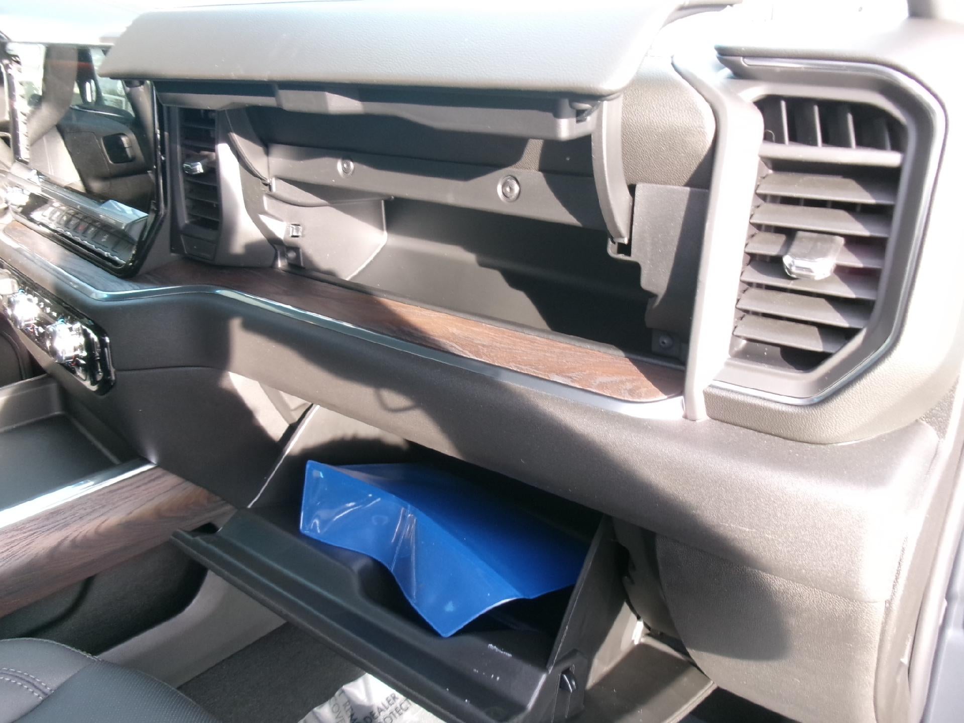 2026 GMC Sierra 3500 HD Crew Cab Standard Box 4-Wheel Drive SLT