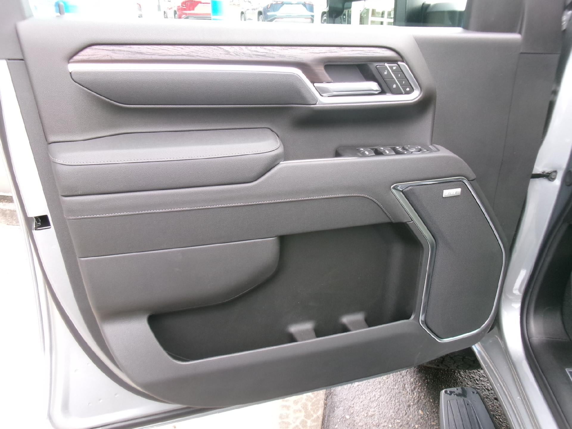 2026 GMC Sierra 3500 HD Crew Cab Standard Box 4-Wheel Drive SLT