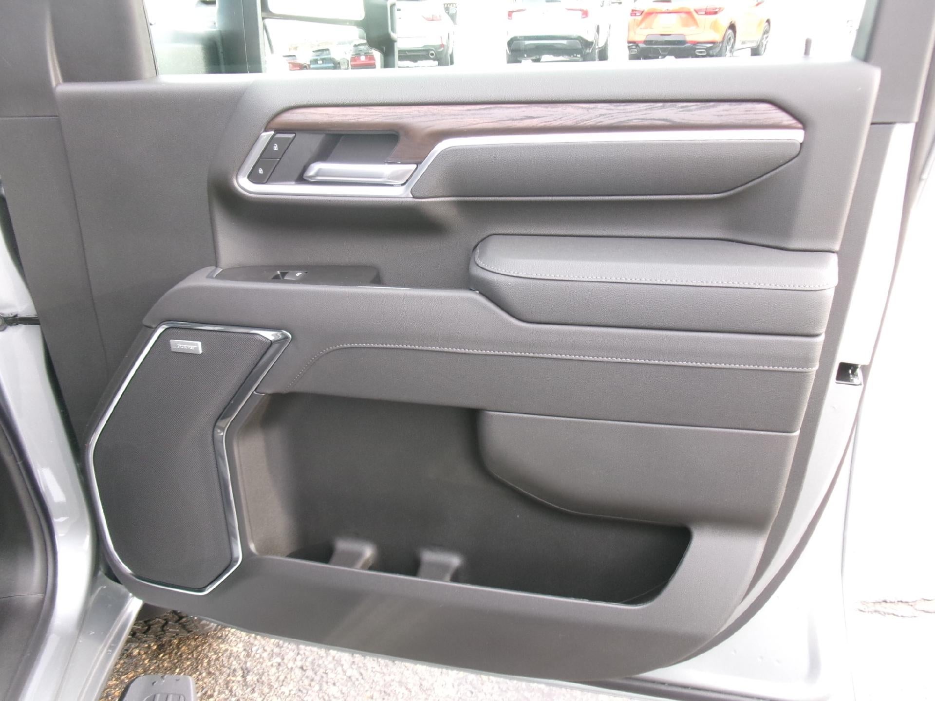 2026 GMC Sierra 3500 HD Crew Cab Standard Box 4-Wheel Drive SLT