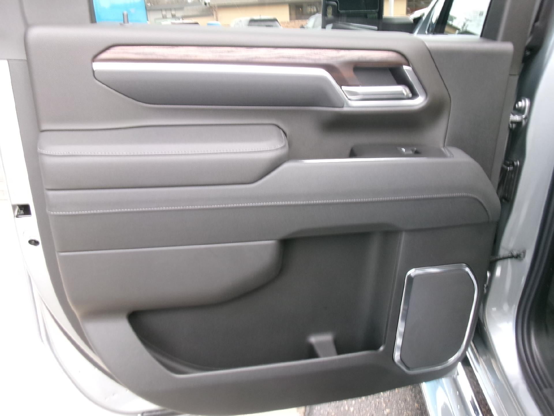 2026 GMC Sierra 3500 HD Crew Cab Standard Box 4-Wheel Drive SLT