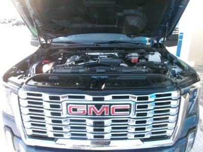 2025 GMC Sierra 3500 HD Crew Cab Standard Box 4-Wheel Drive Denali