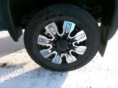 2025 GMC Sierra 3500 HD Crew Cab Standard Box 4-Wheel Drive Denali