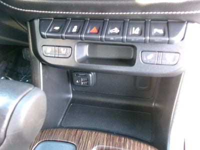 2020 GMC Canyon Crew Cab Short Box 4-Wheel Drive Denali