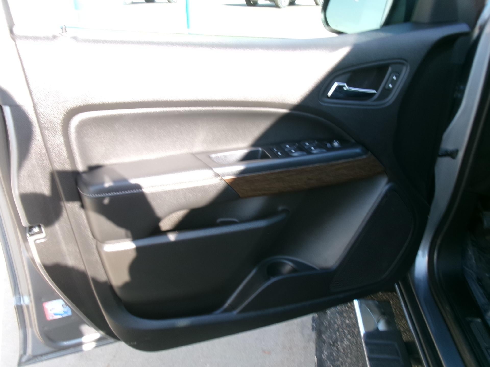 2020 GMC Canyon Crew Cab Short Box 4-Wheel Drive Denali