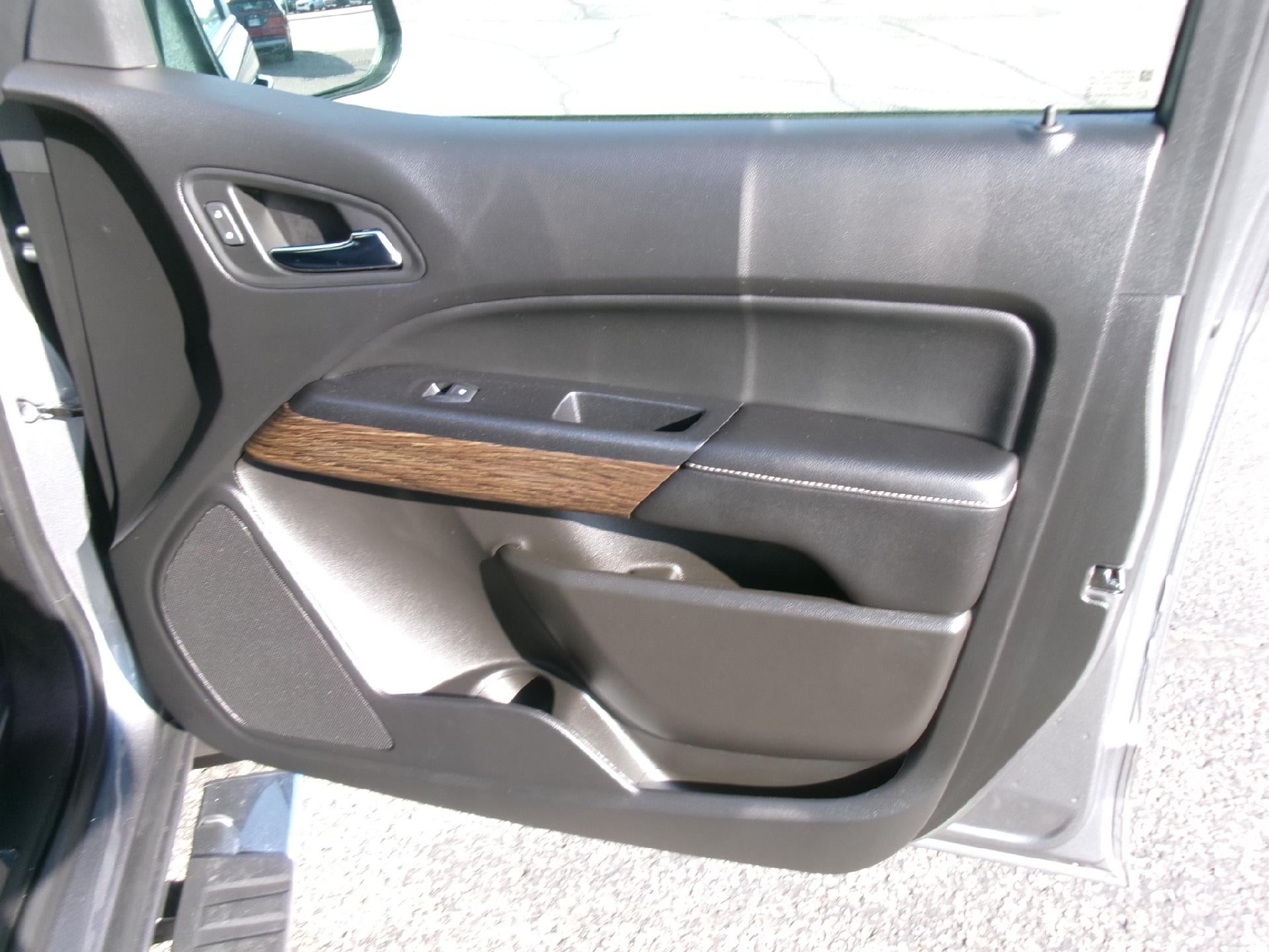 2020 GMC Canyon Crew Cab Short Box 4-Wheel Drive Denali