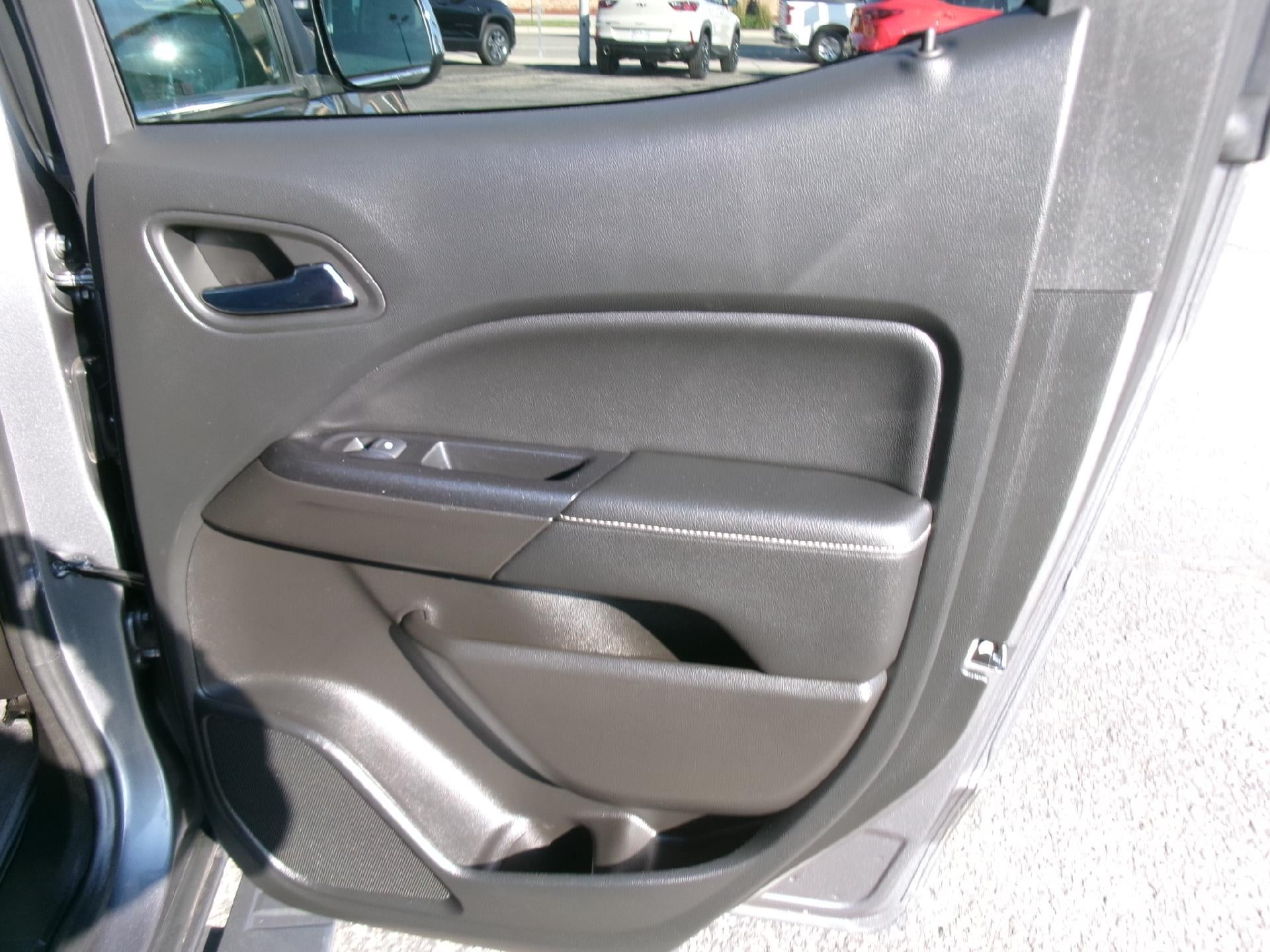 2020 GMC Canyon Crew Cab Short Box 4-Wheel Drive Denali