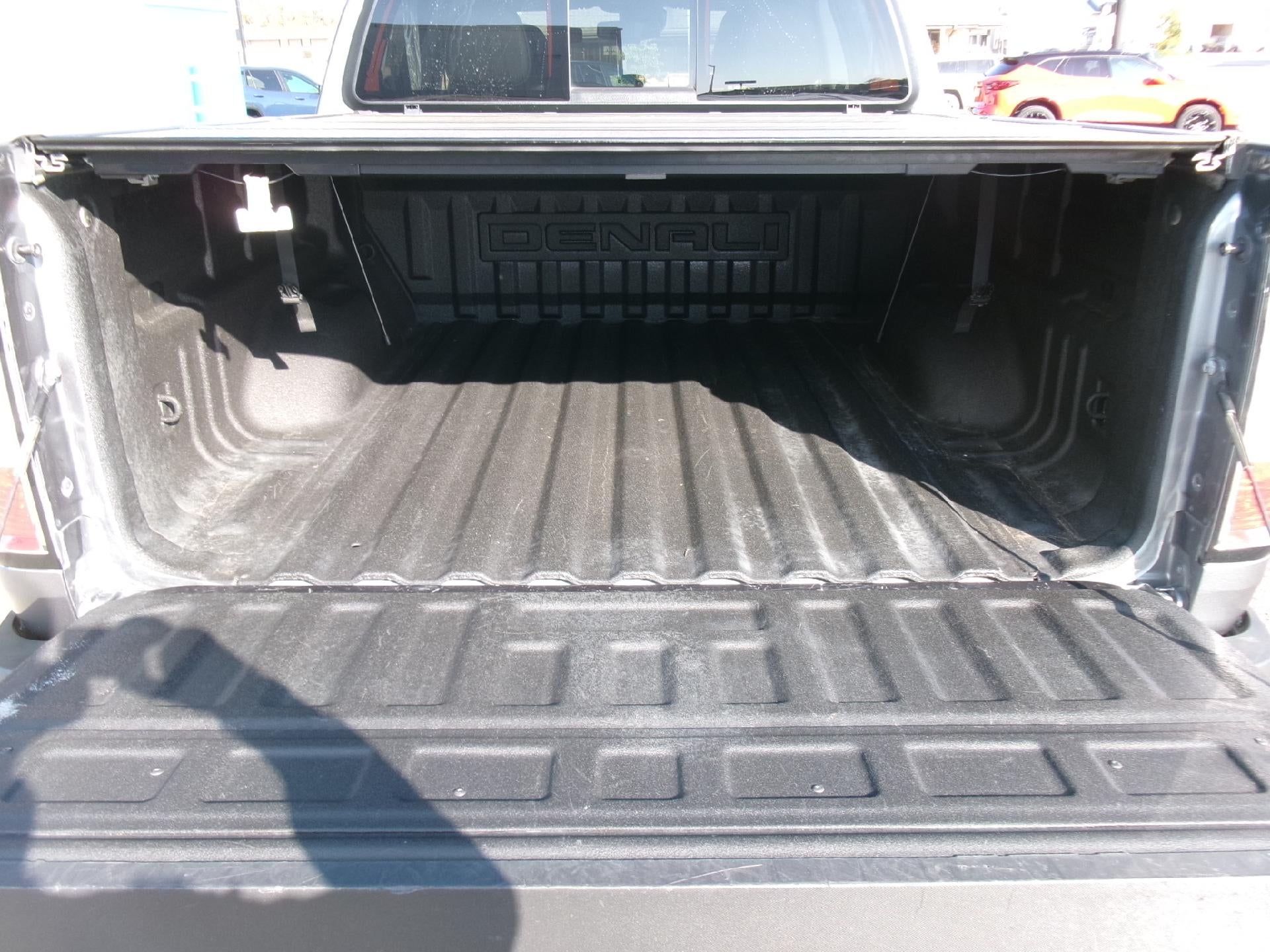 2020 GMC Canyon Crew Cab Short Box 4-Wheel Drive Denali