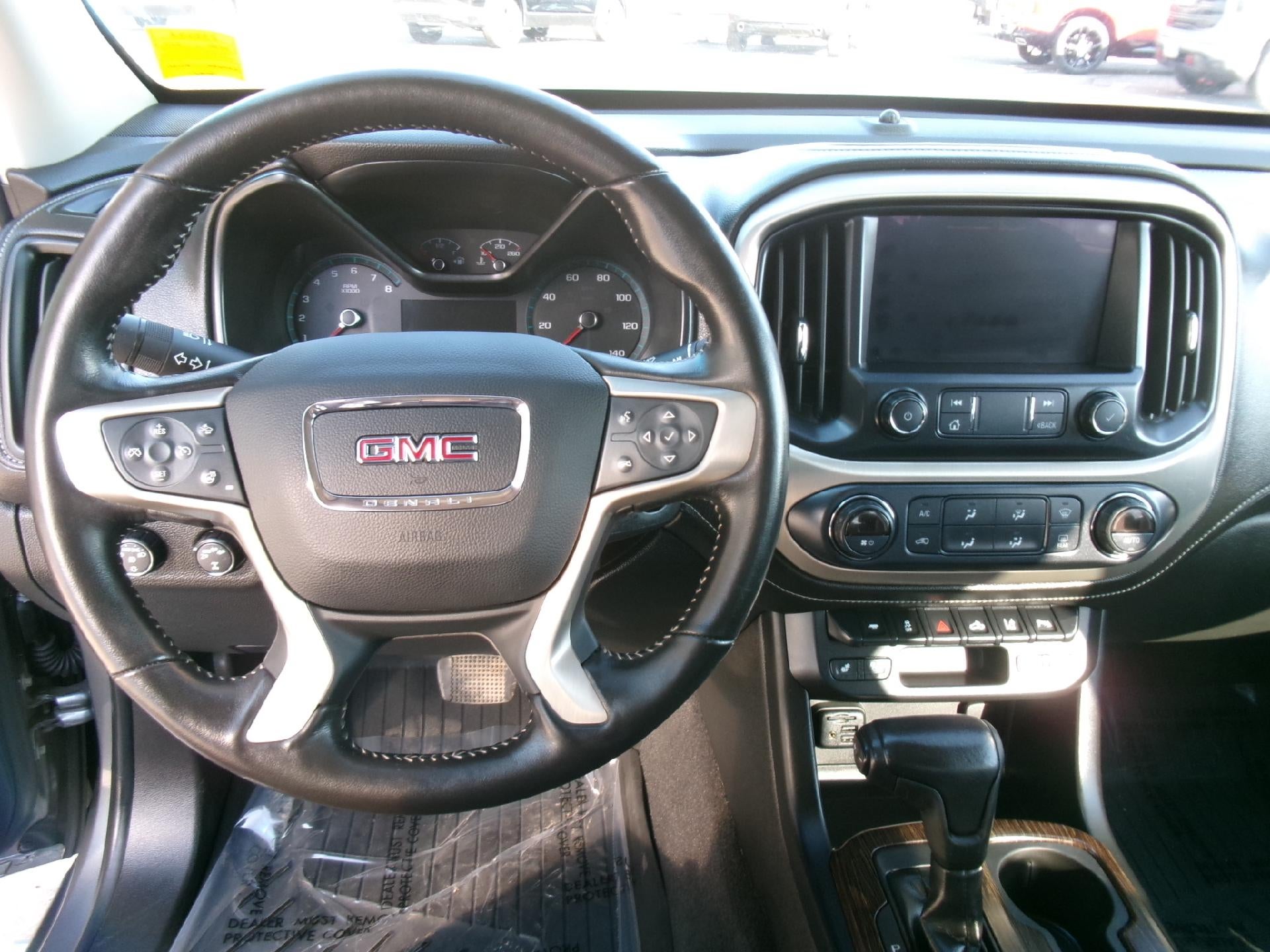 2020 GMC Canyon Crew Cab Short Box 4-Wheel Drive Denali