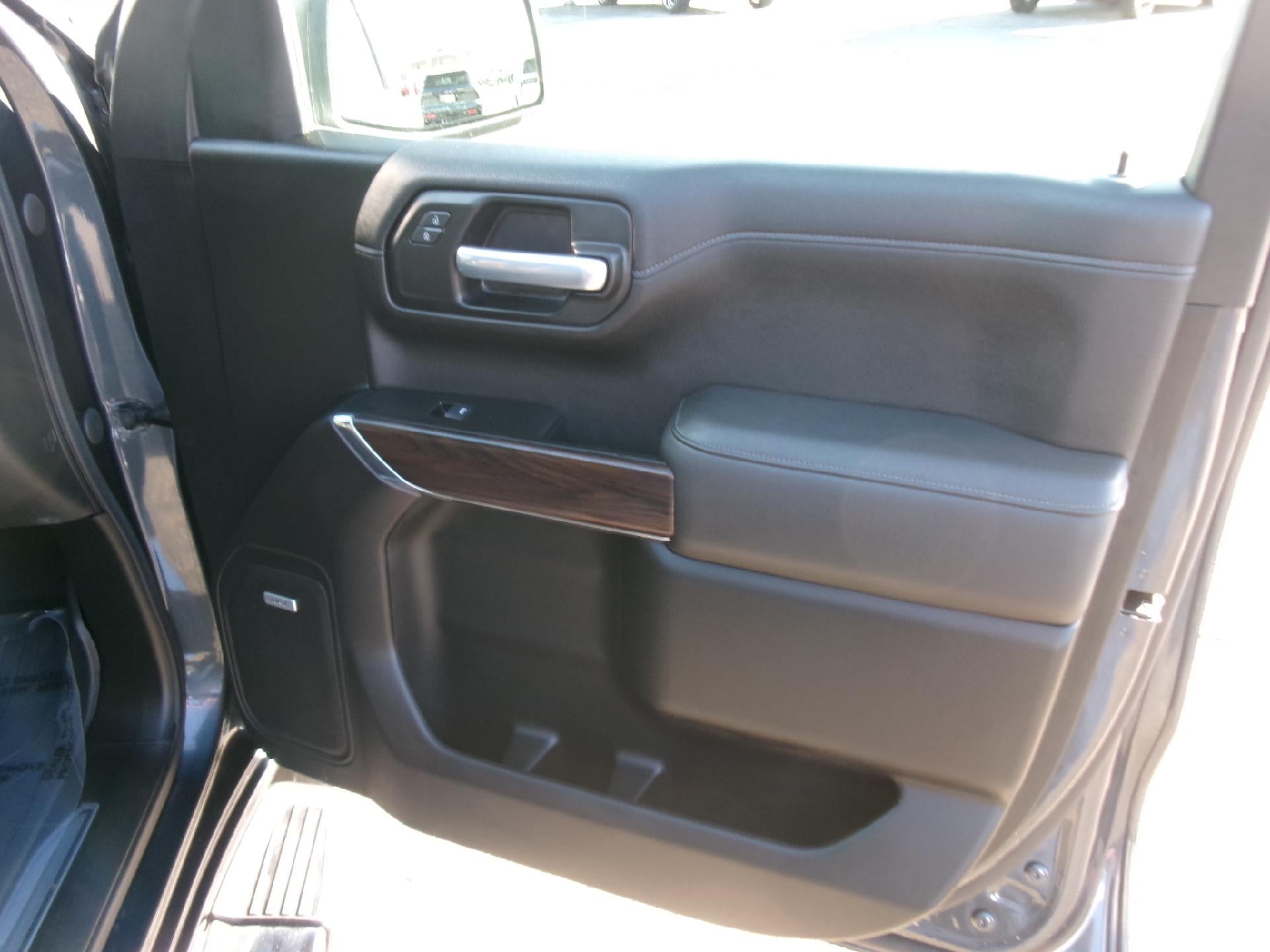 2021 GMC Sierra 1500 Crew Cab Short Box 4-Wheel Drive SLT