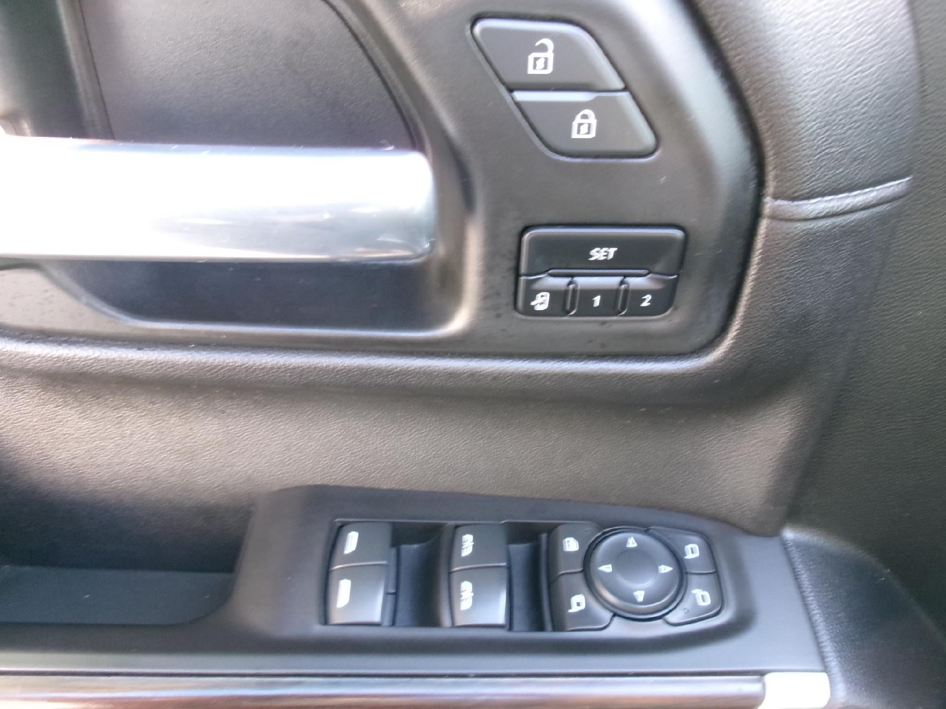 2021 GMC Sierra 1500 Crew Cab Short Box 4-Wheel Drive SLT