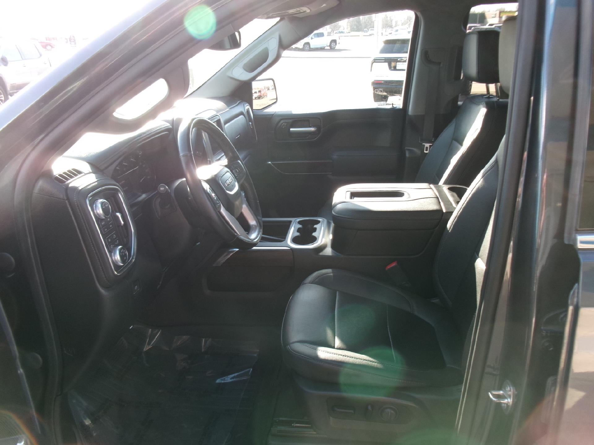 2021 GMC Sierra 1500 Crew Cab Short Box 4-Wheel Drive SLT