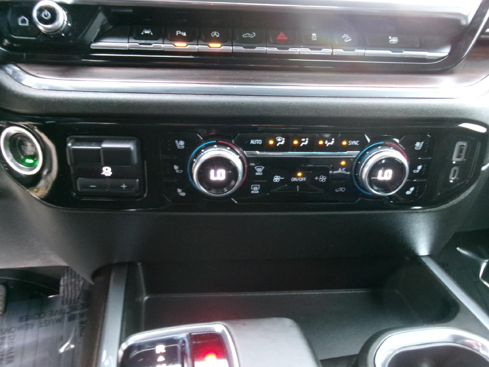 2023 GMC Sierra 1500 Crew Cab Short Box 4-Wheel Drive SLT