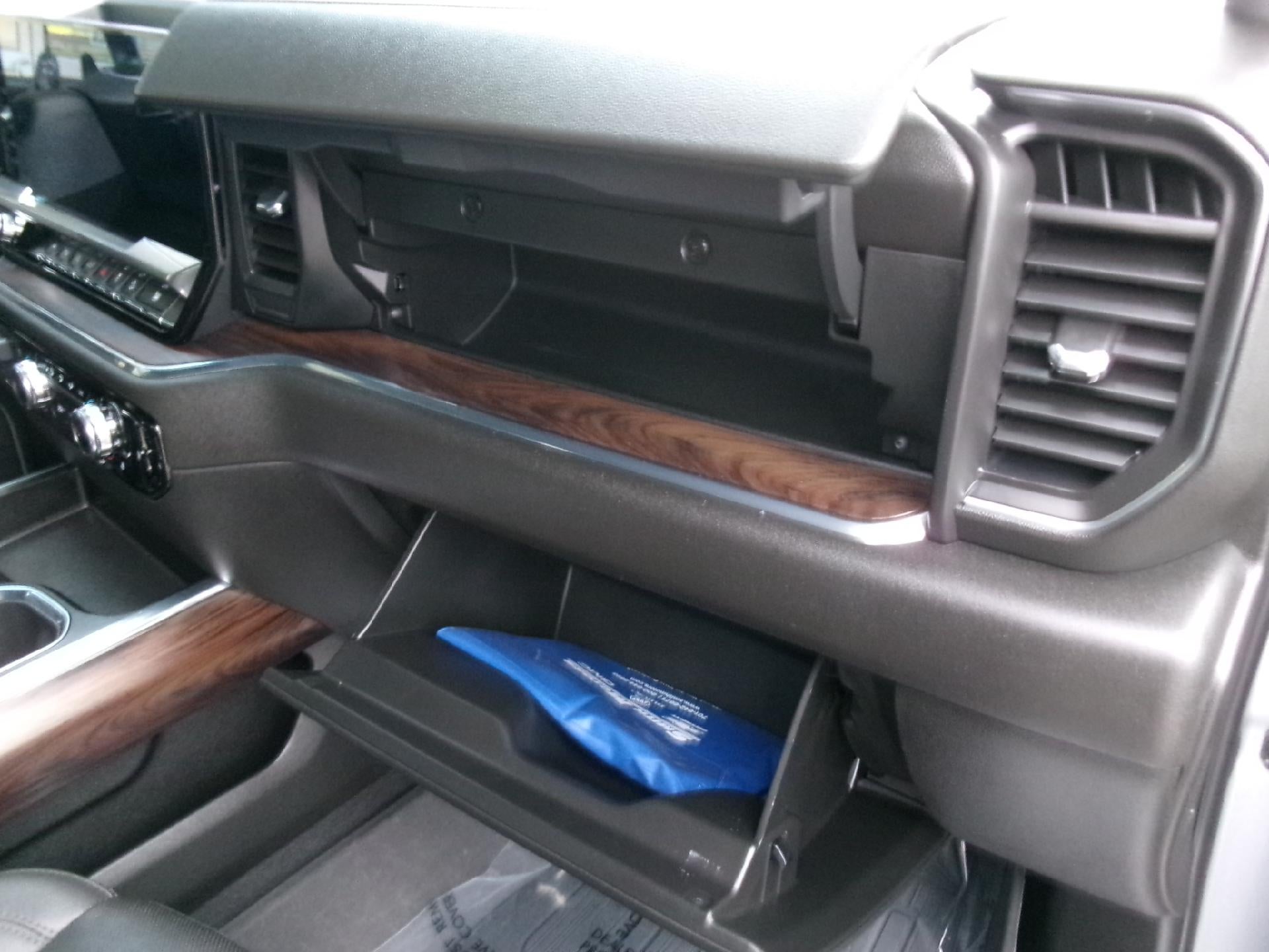 2023 GMC Sierra 1500 Crew Cab Short Box 4-Wheel Drive SLT