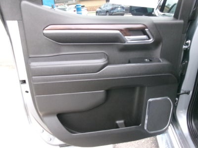 2023 GMC Sierra 1500 Crew Cab Short Box 4-Wheel Drive SLT