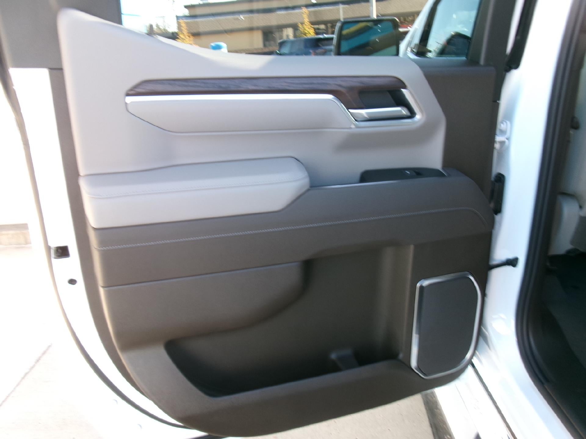 2026 GMC Sierra 1500 Crew Cab Short Box 4-Wheel Drive SLT