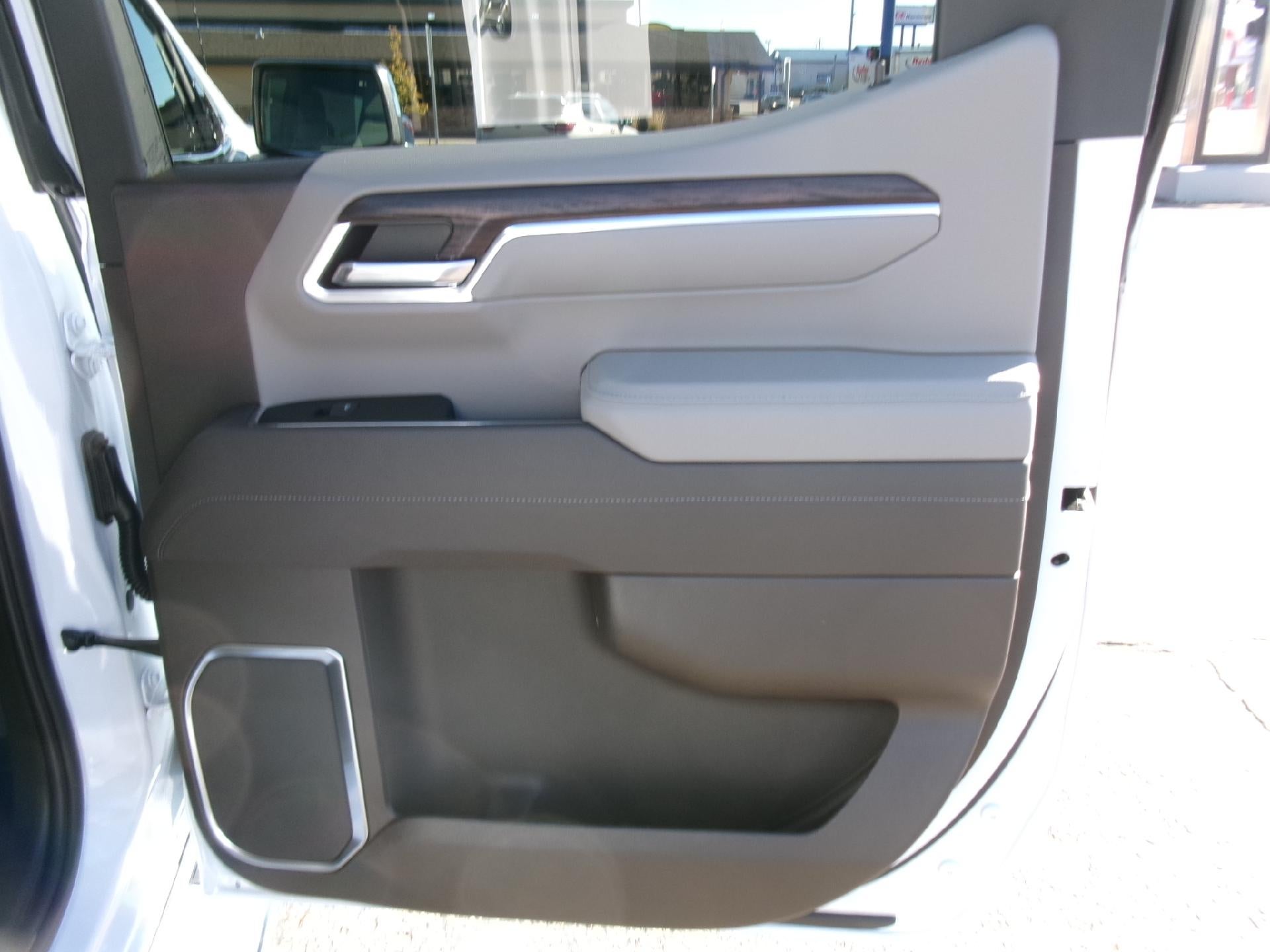 2026 GMC Sierra 1500 Crew Cab Short Box 4-Wheel Drive SLT