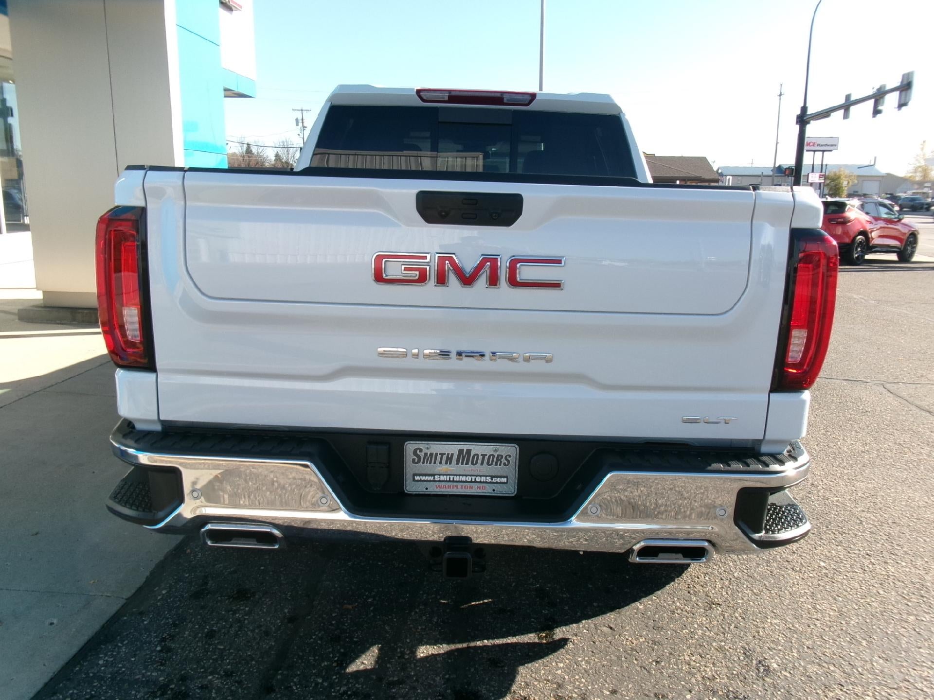 2026 GMC Sierra 1500 Crew Cab Short Box 4-Wheel Drive SLT