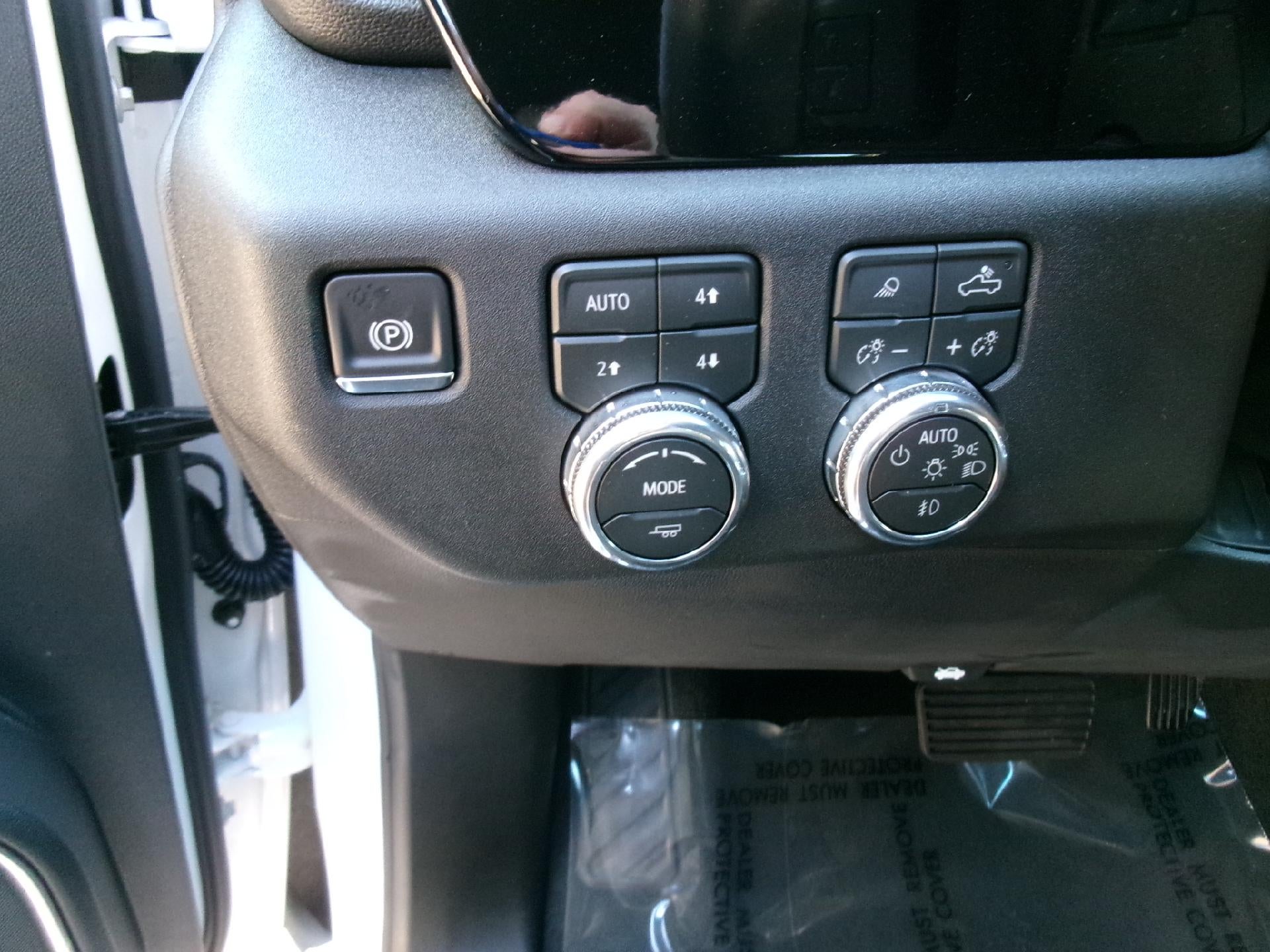 2026 GMC Sierra 1500 Crew Cab Short Box 4-Wheel Drive SLT