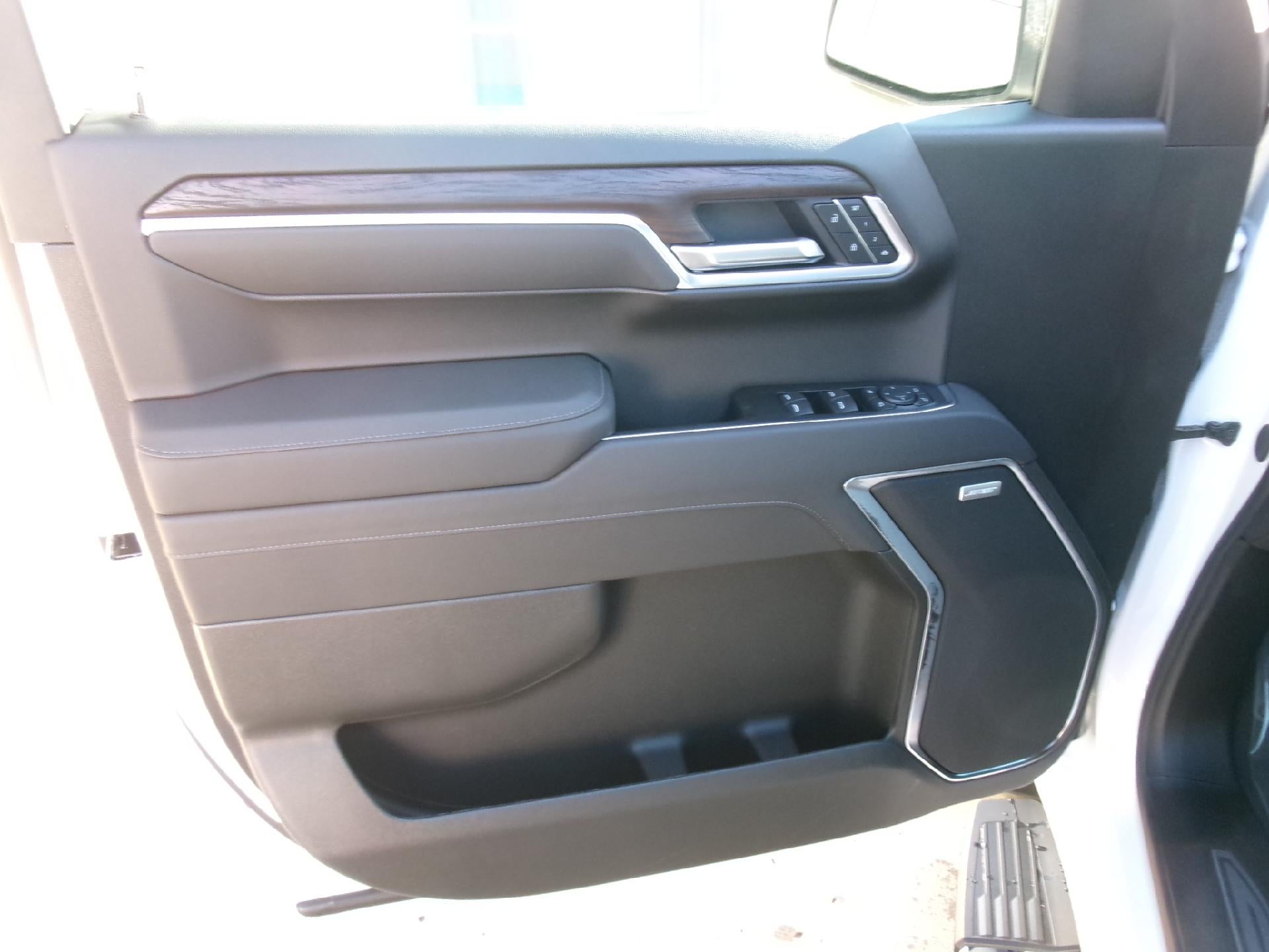 2026 GMC Sierra 1500 Crew Cab Short Box 4-Wheel Drive SLT