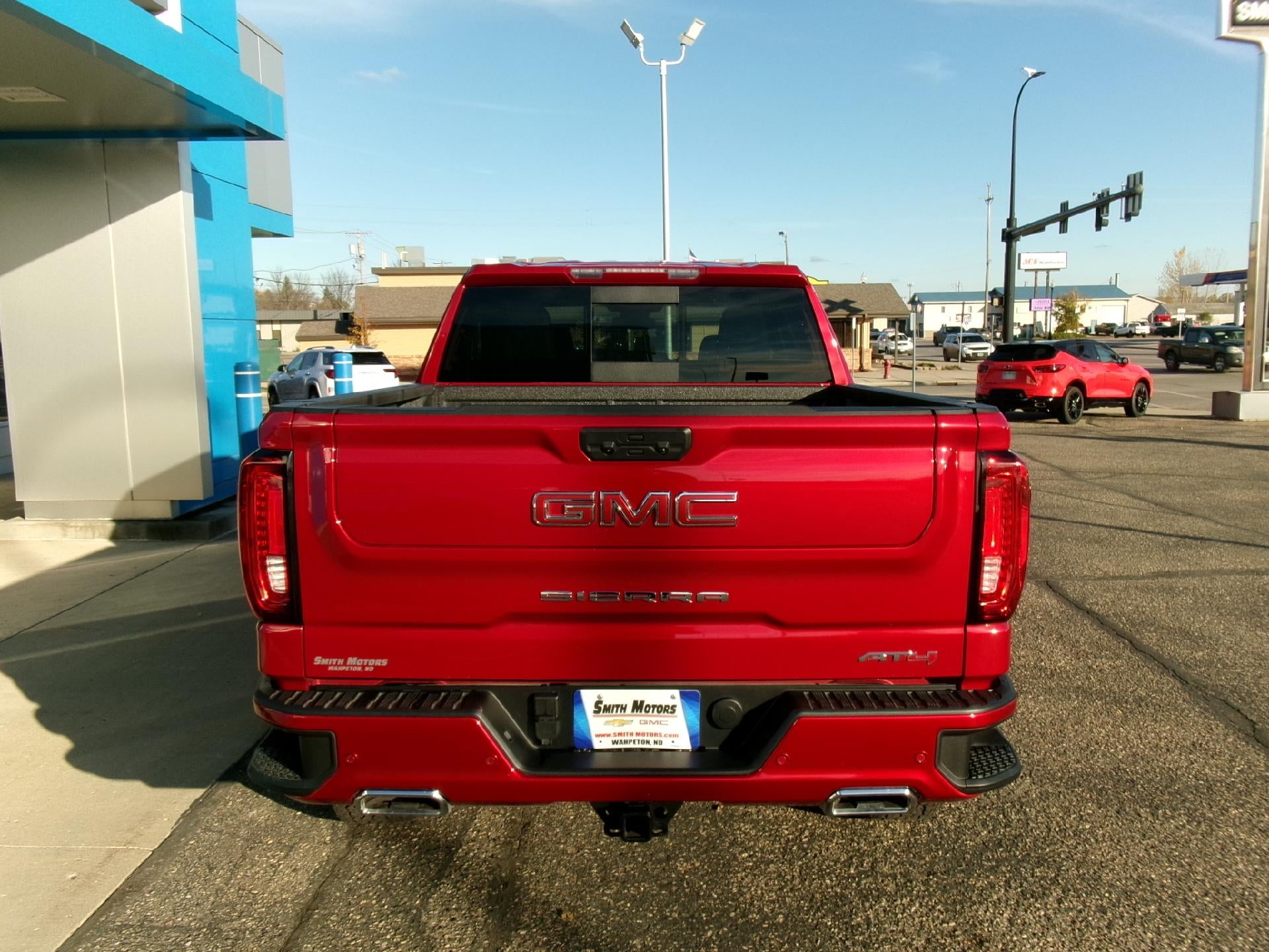 2025 GMC Sierra 1500 Crew Cab Short Box 4-Wheel Drive AT4